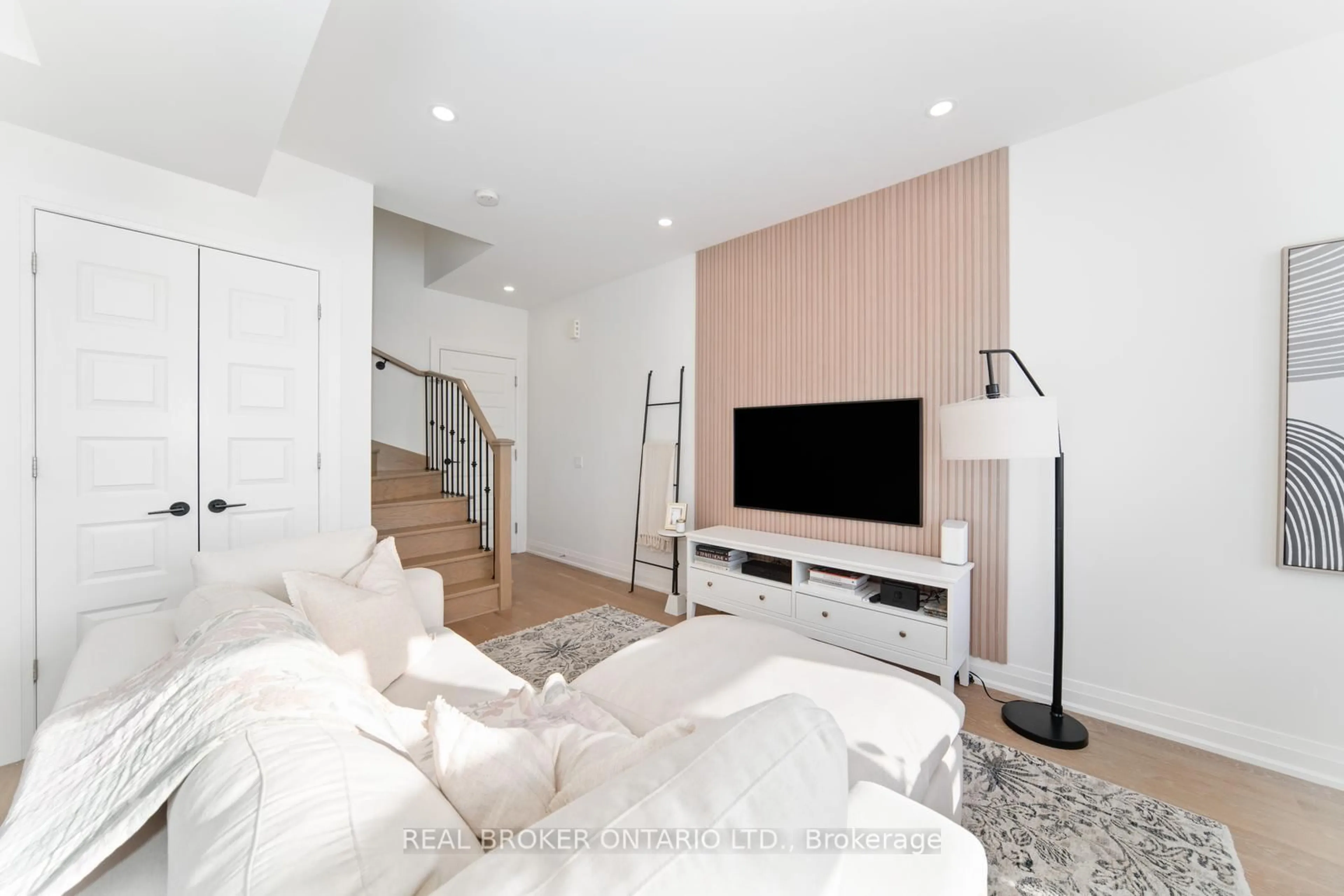 Living room with furniture, unknown for 8167 Kipling Ave #48, Vaughan Ontario L4L 0G4