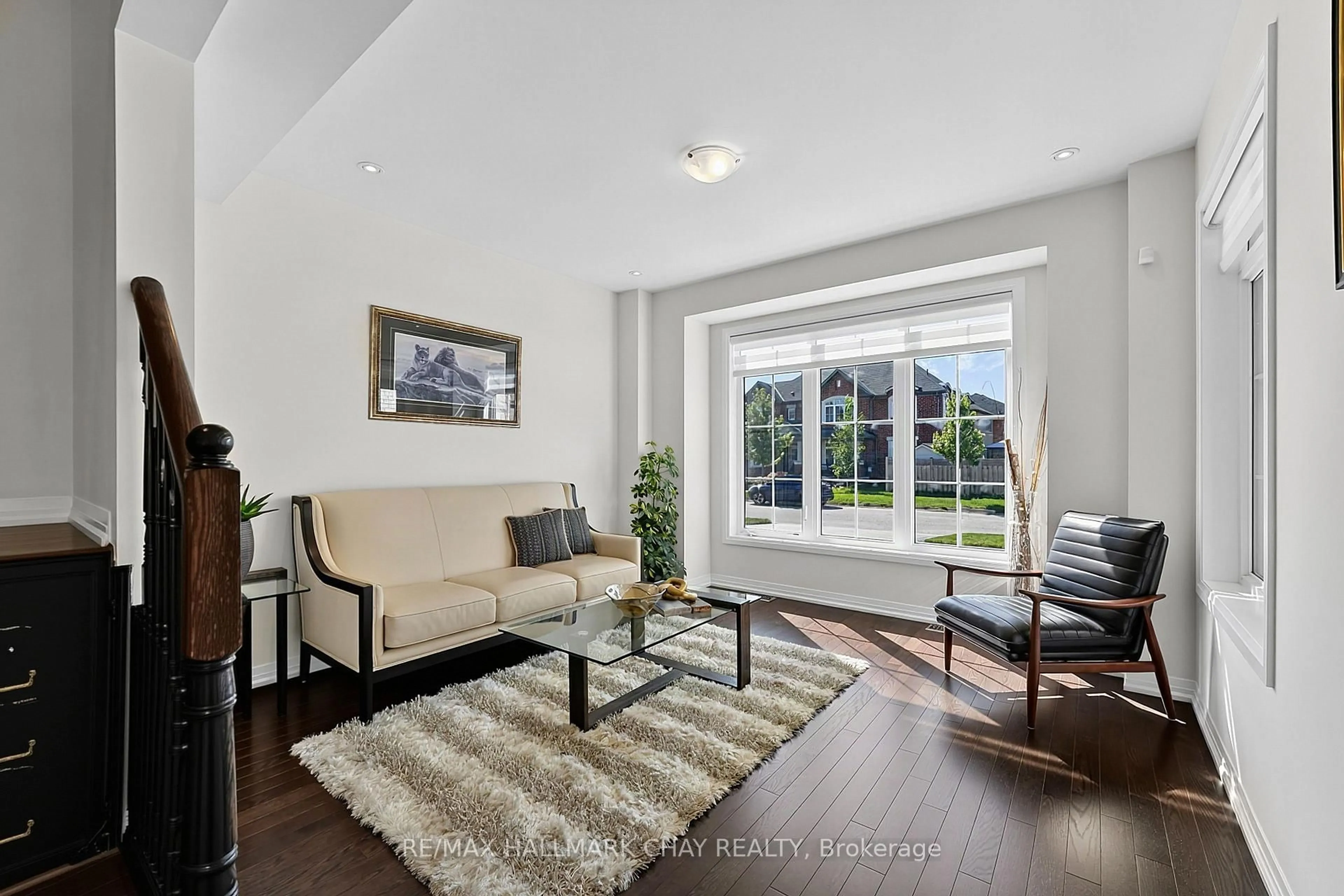 Living room with furniture, unknown for 1709 Emberton Way, Innisfil Ontario L9S 0N4