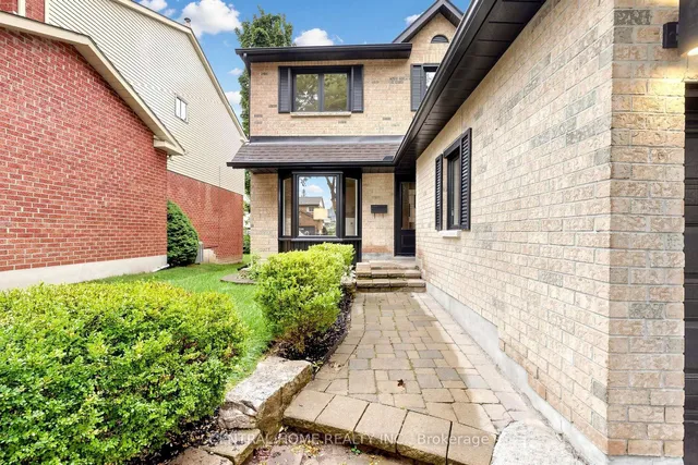 15 Closs Sq, Aurora 4