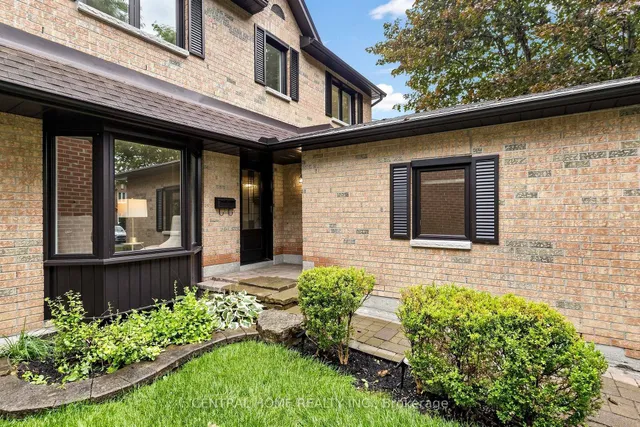 15 Closs Sq, Aurora 5