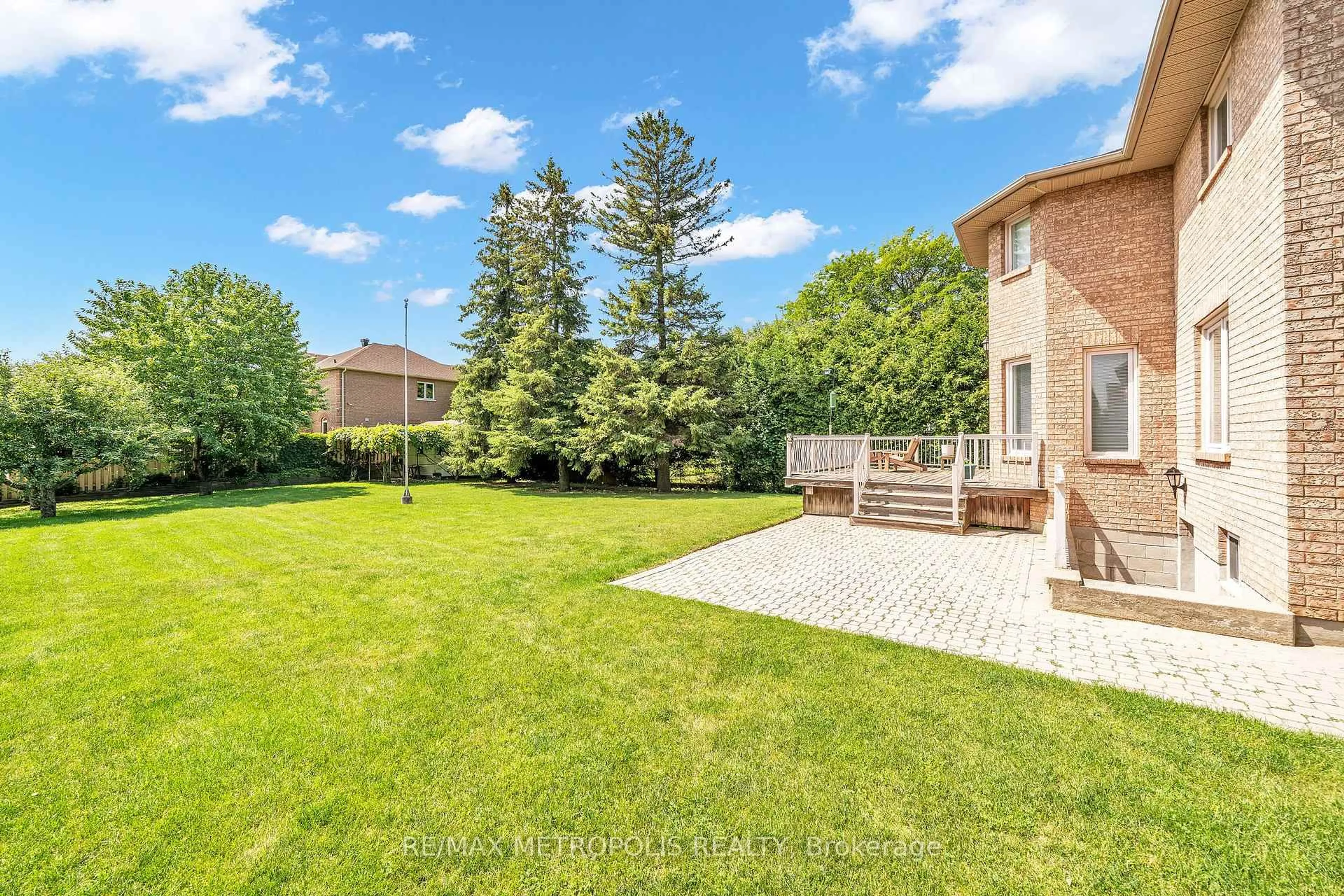 Patio, unknown for 5097 14th Ave, Markham Ontario L3S 3K4