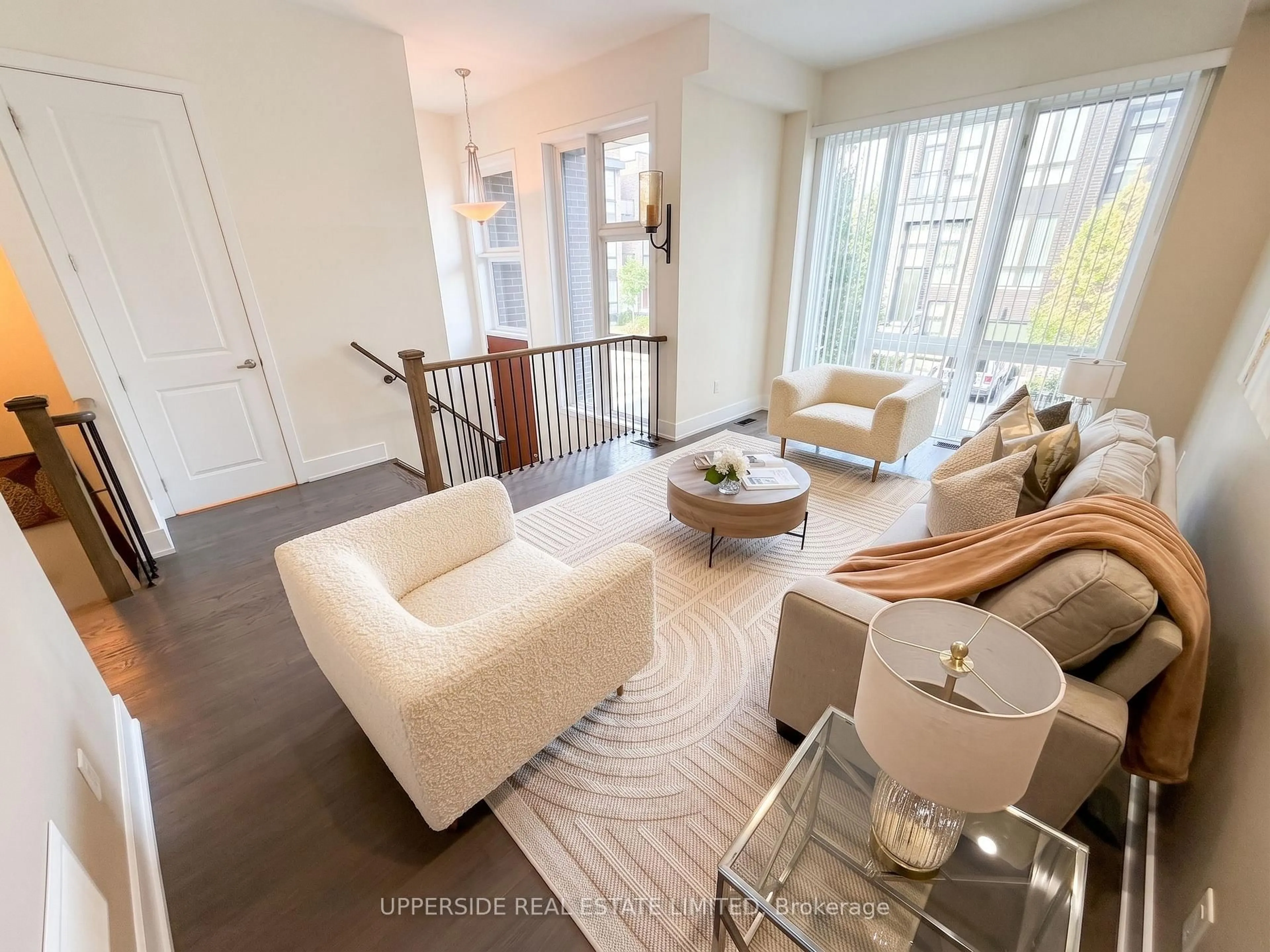 Living room with furniture, unknown for 8 Sable Rd, Vaughan Ontario L4J 0K1