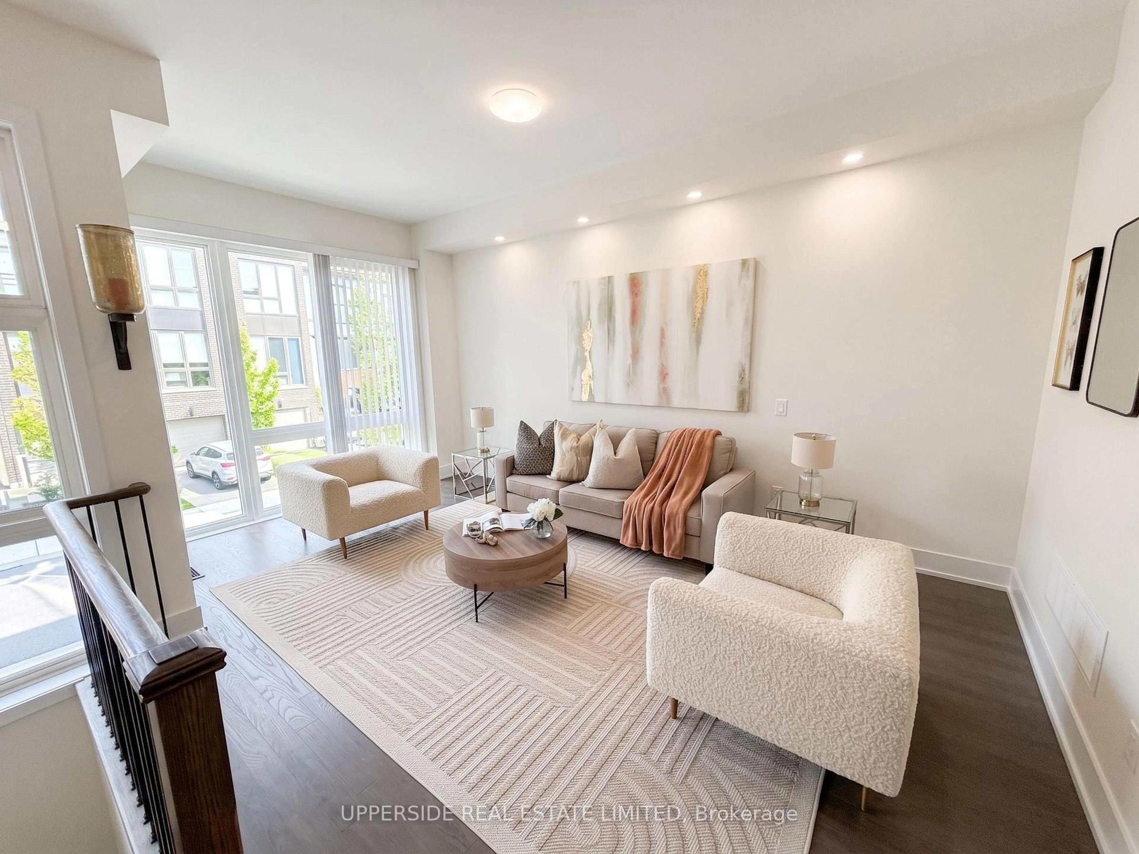 Living room with furniture, unknown for 8 Sable Rd, Vaughan Ontario L4J 0K1