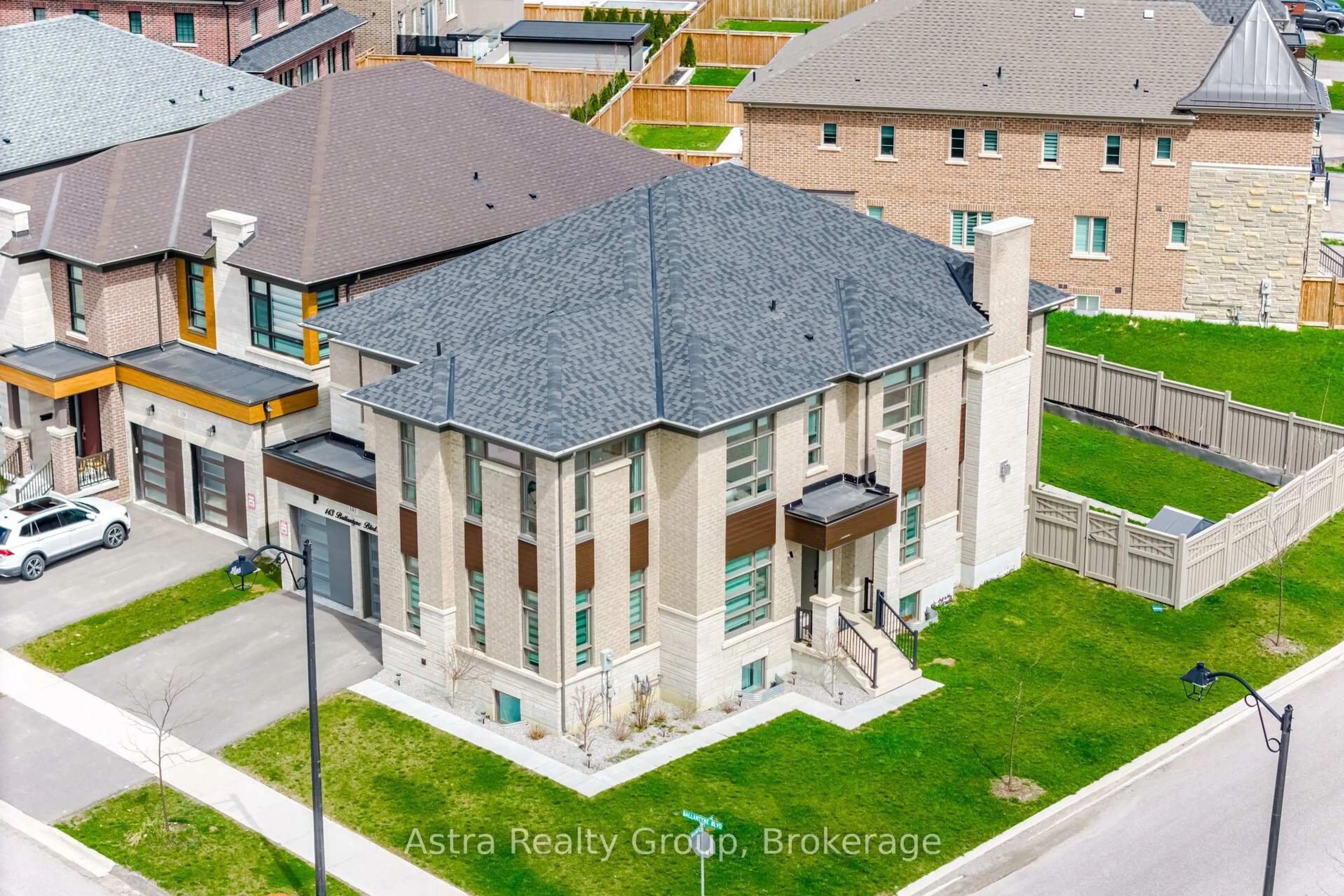 A pic from outside/outdoor area/front of a property/back of a property/a pic from drone, street for 143 Ballantyne Blvd, Vaughan Ontario L3L 0E6