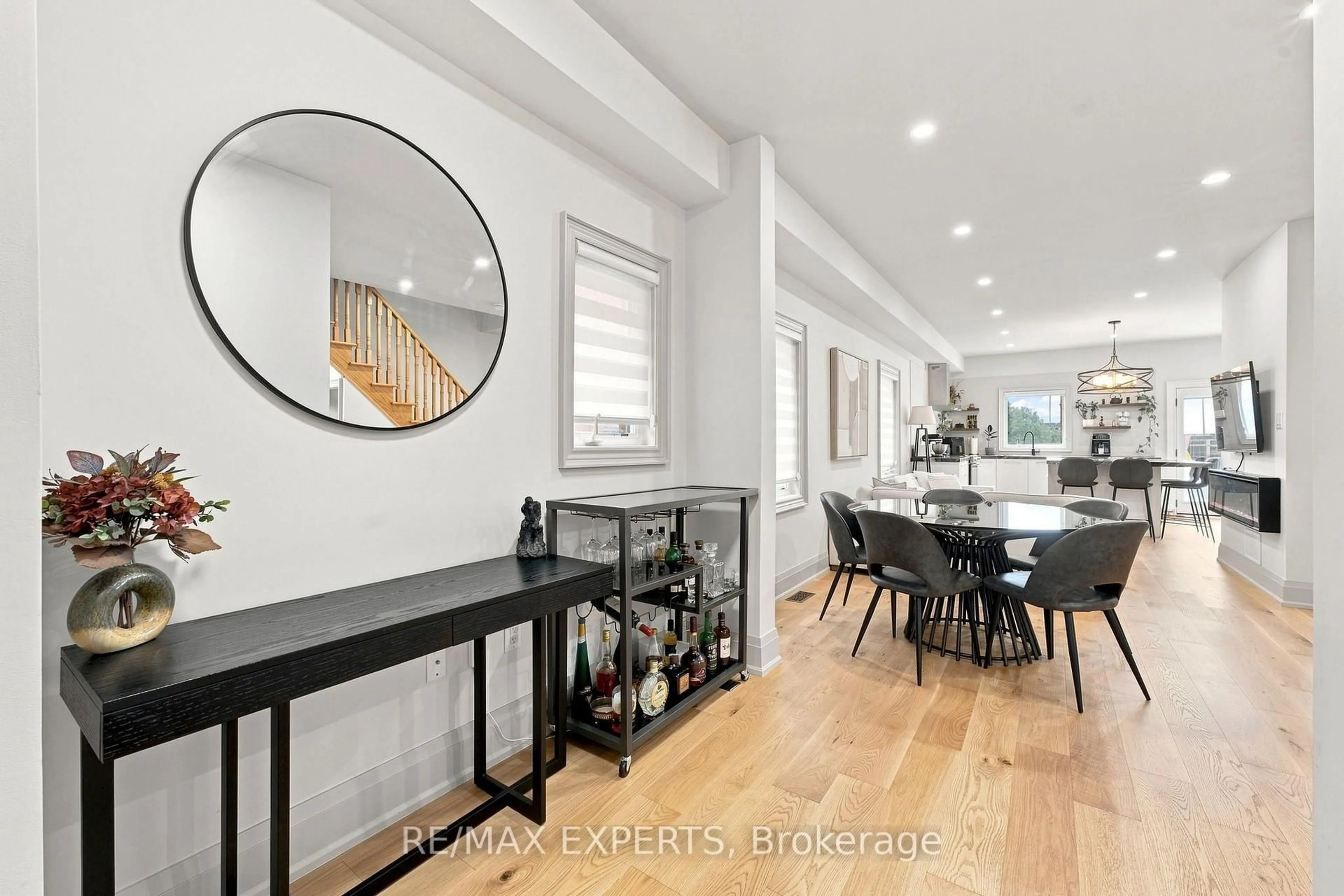 Open concept kitchen, unknown for 108 Westolivia Tr, Vaughan Ontario L4J 0C2