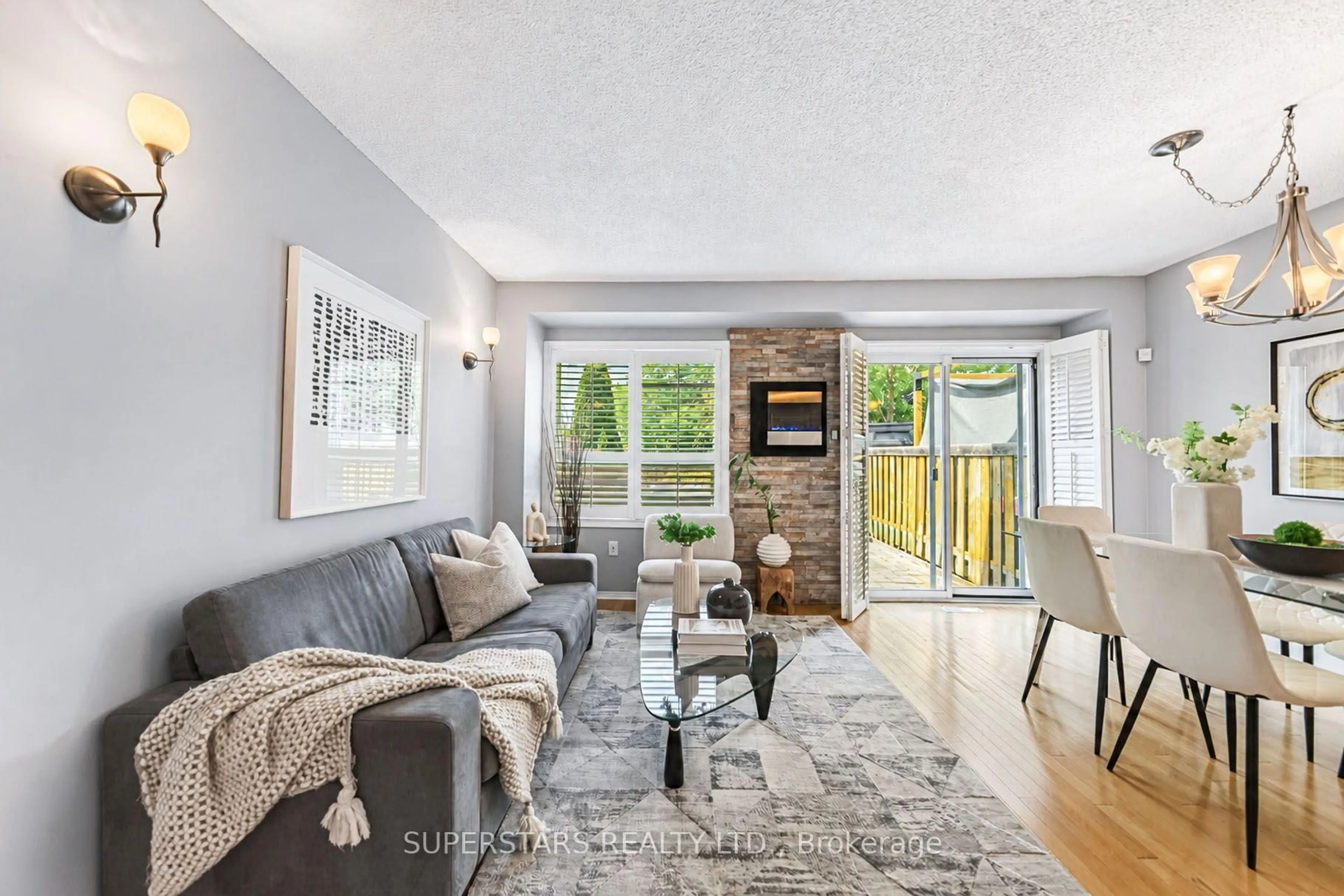 Living room with furniture, unknown for 62 Tania Cres, Vaughan Ontario L6A 2M8