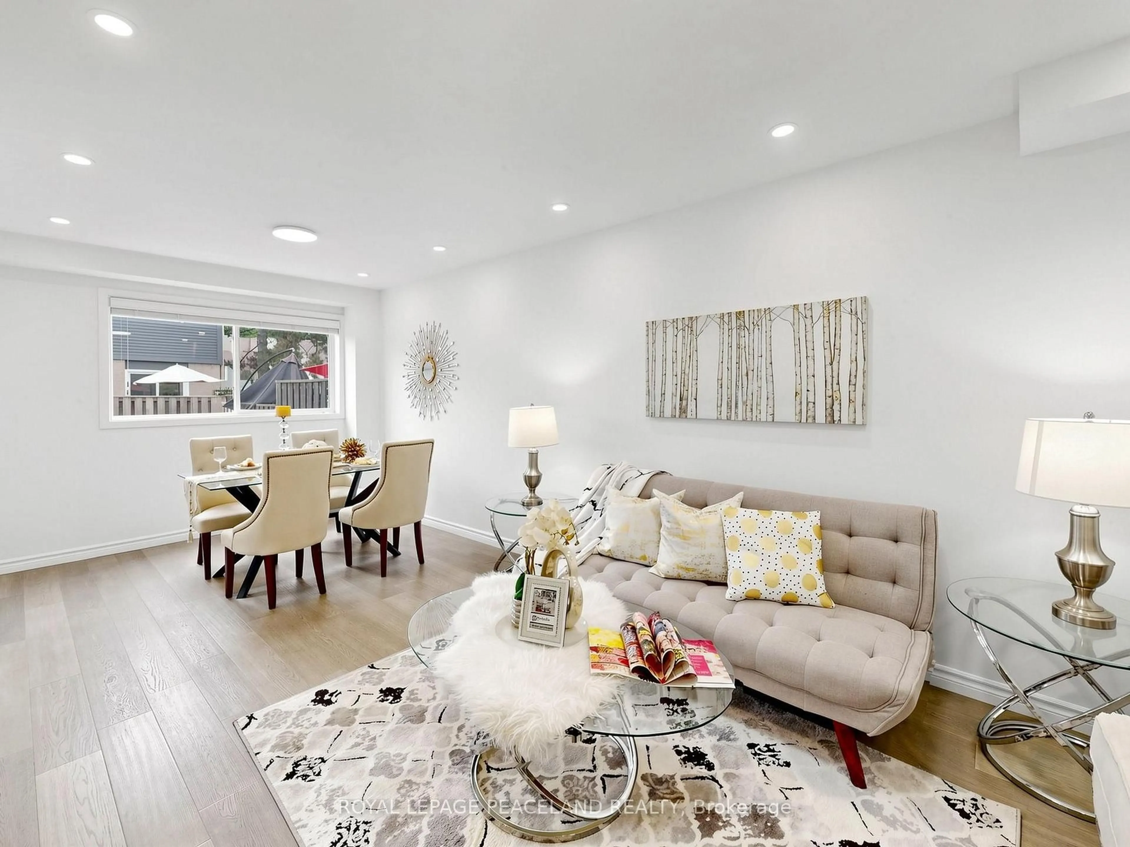 Living room with furniture, wood/laminate floor for 3 New Port Way, Markham Ontario L3T 5G3