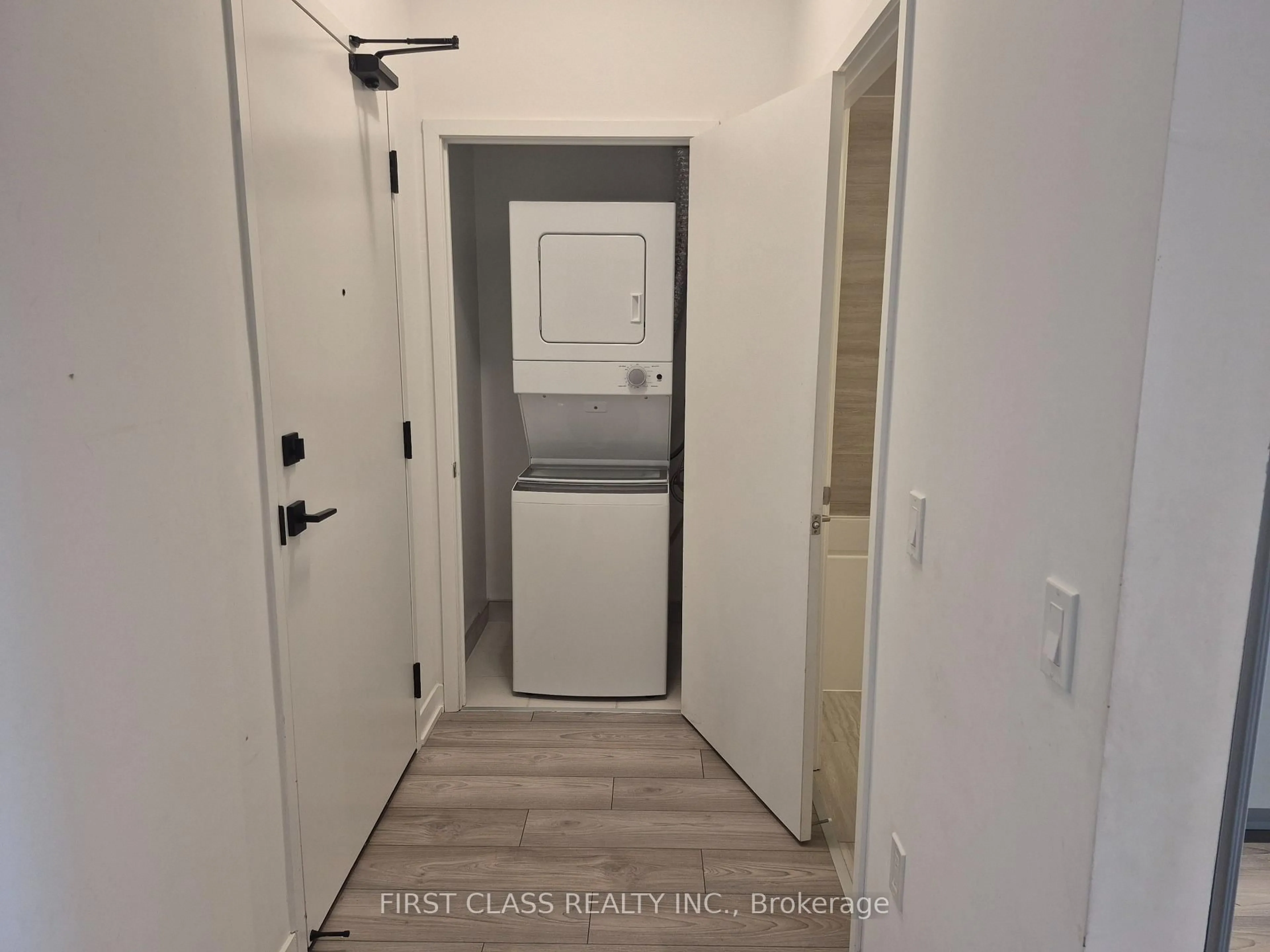 Unknown for 474 Caldari Rd #403, Vaughan Ontario L4K 0R5