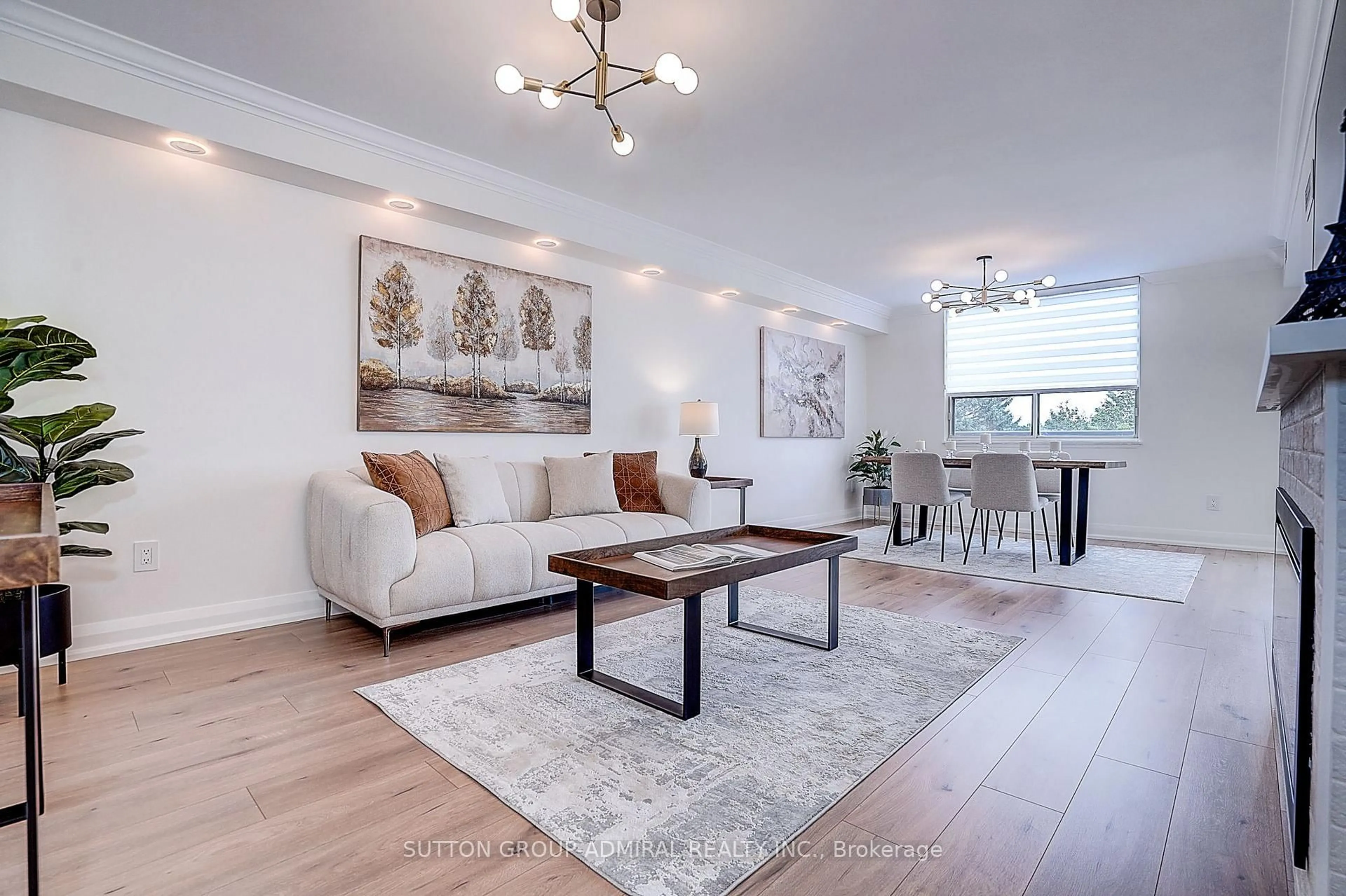 Living room with furniture, wood/laminate floor for 20 Harding Blvd #417, Richmond Hill Ontario L4C 9S4