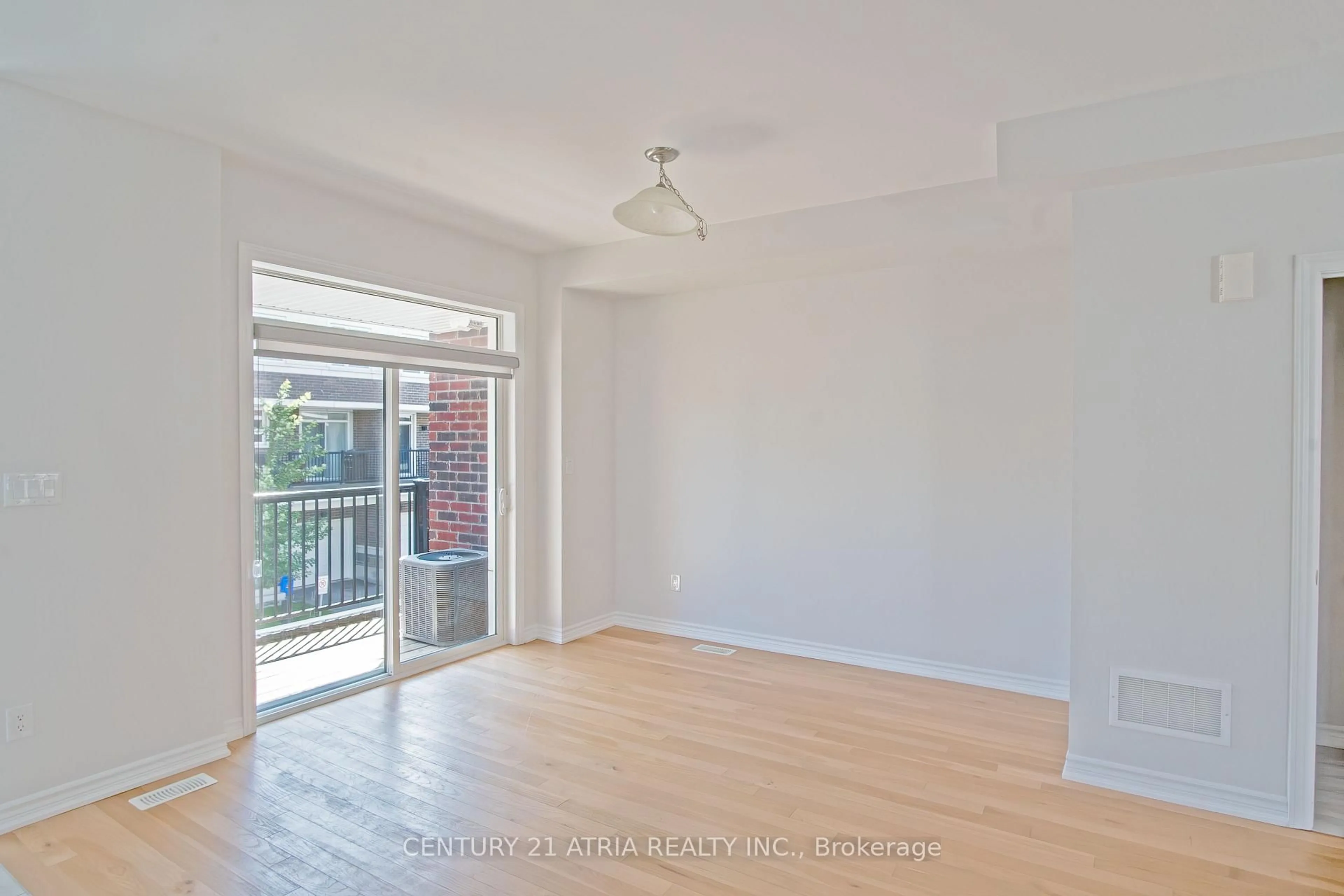 A pic of a room for 18 Imperial College Lane, Markham Ontario L6E 0V6