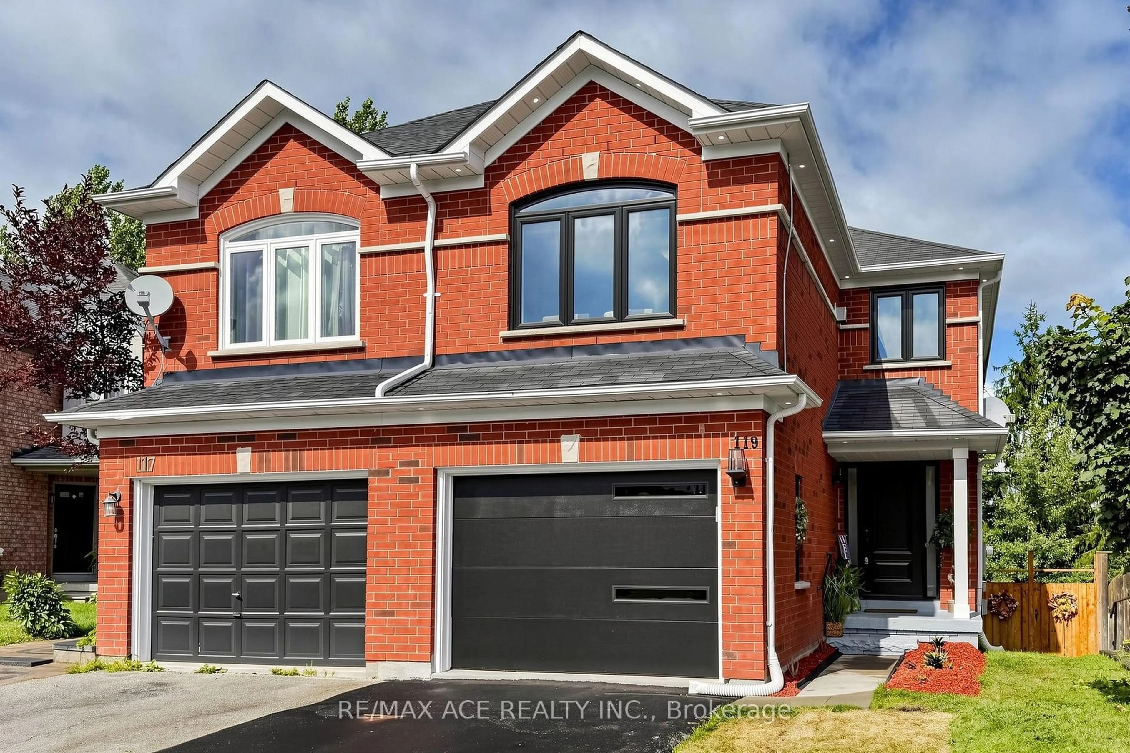 Home with brick exterior material, street for 119 Primeau Dr, Aurora Ontario L4G 6Z6