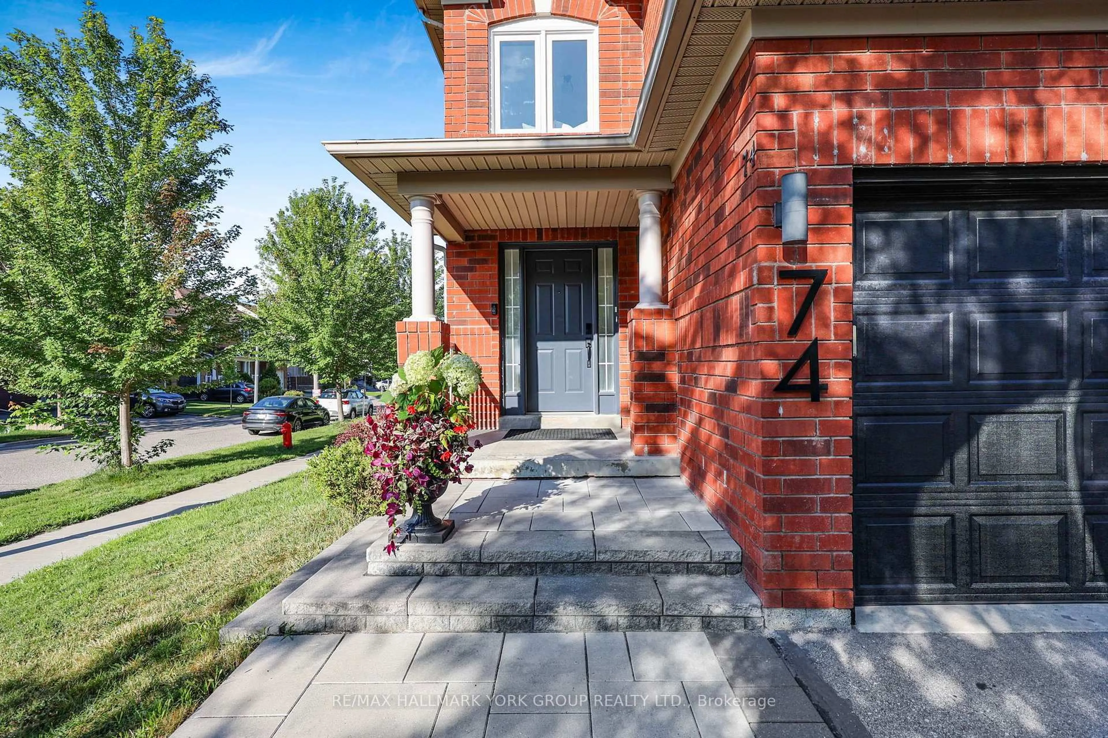 Home with brick exterior material, street for 74 Snedden Ave, Aurora Ontario L4G 7K7