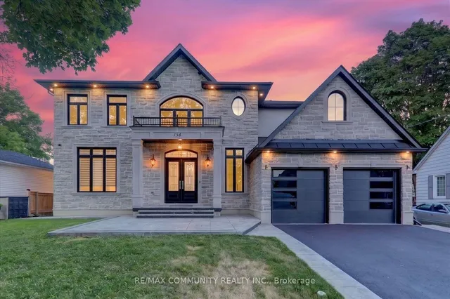 154 Burkholder St, Whitchurch-Stouffville 4