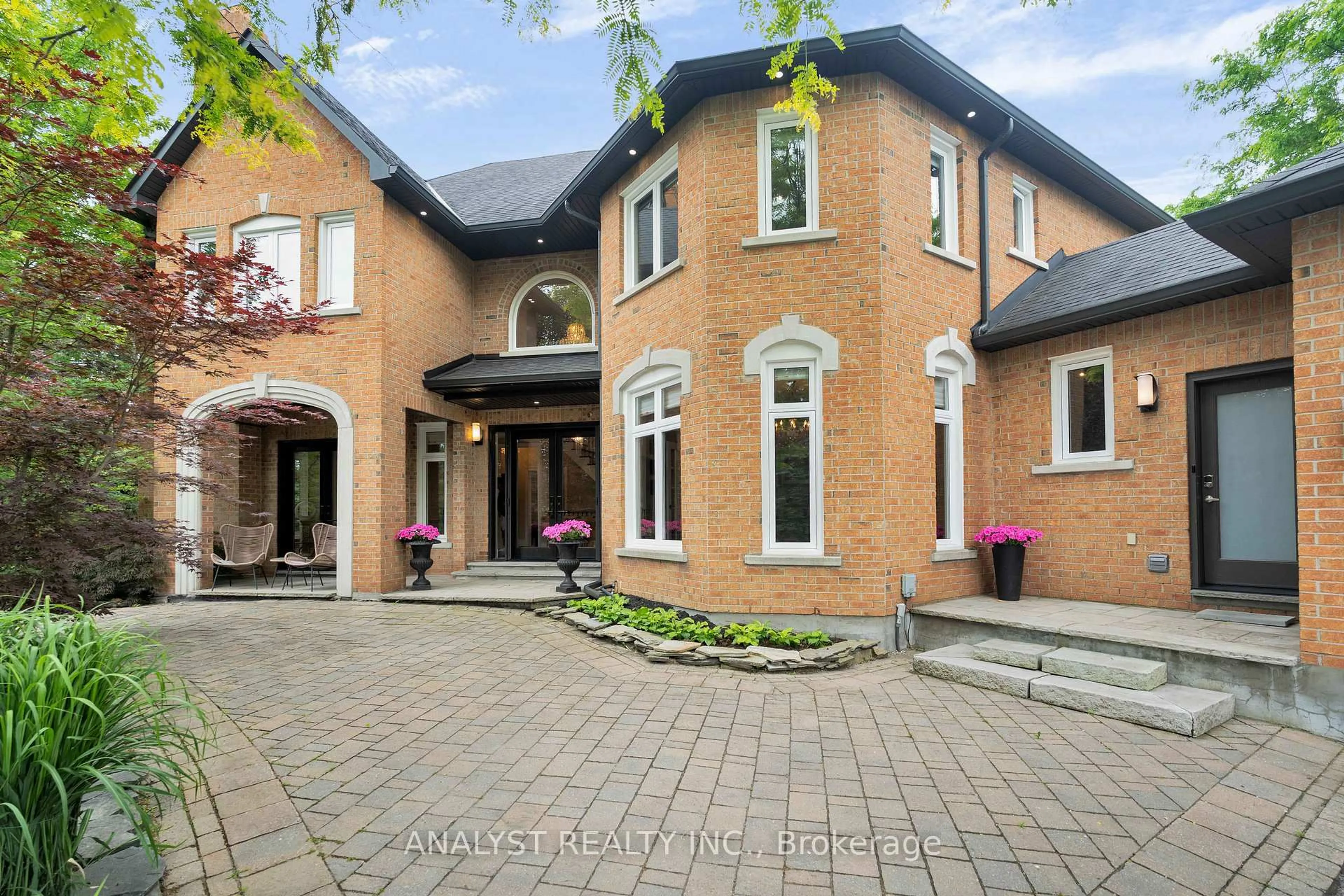 Home with brick exterior material, street for 50 Trainor Crt, King Ontario L0G 1N0