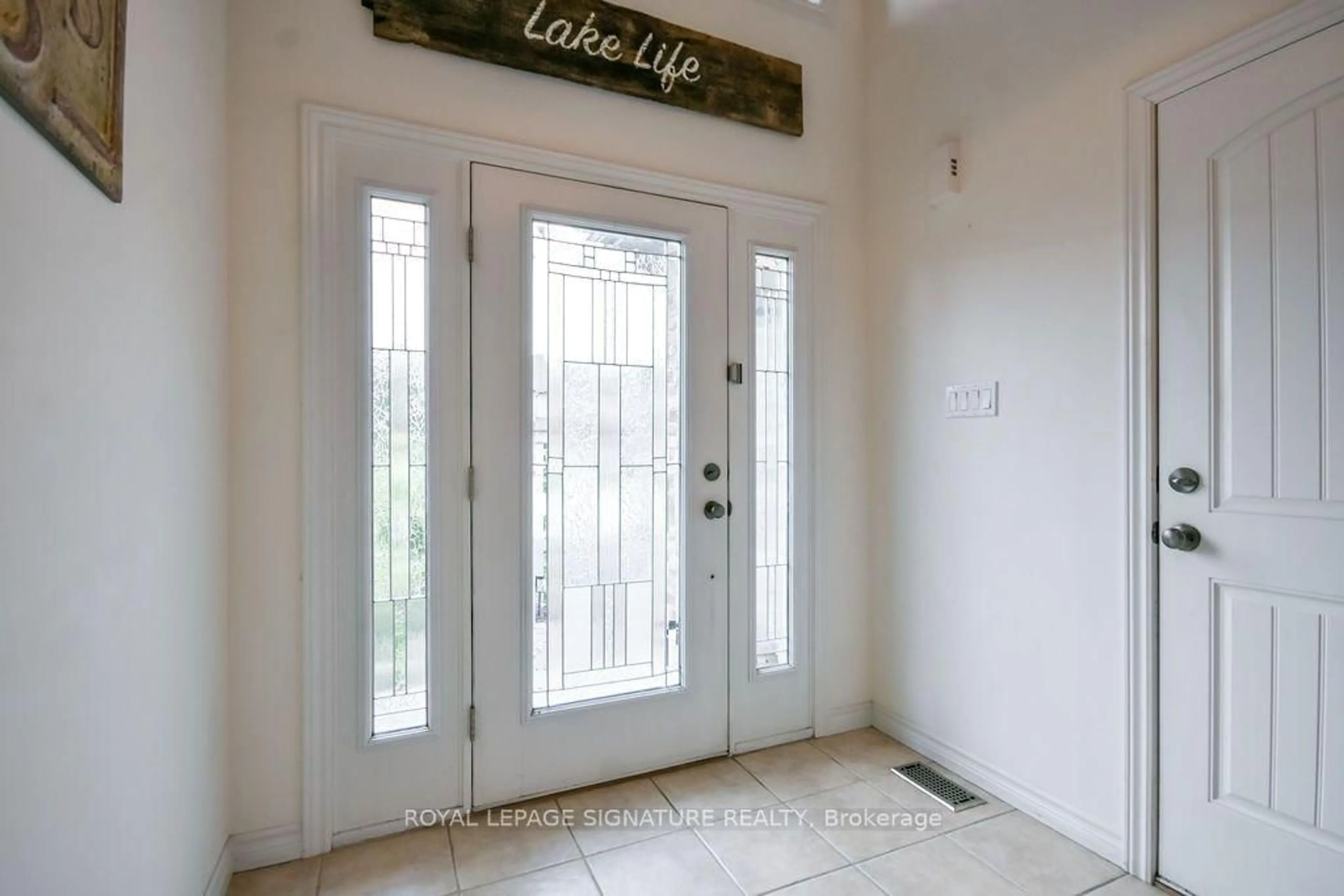 Indoor entryway for 63 Quigley St, Essa Ontario L0M 1B6