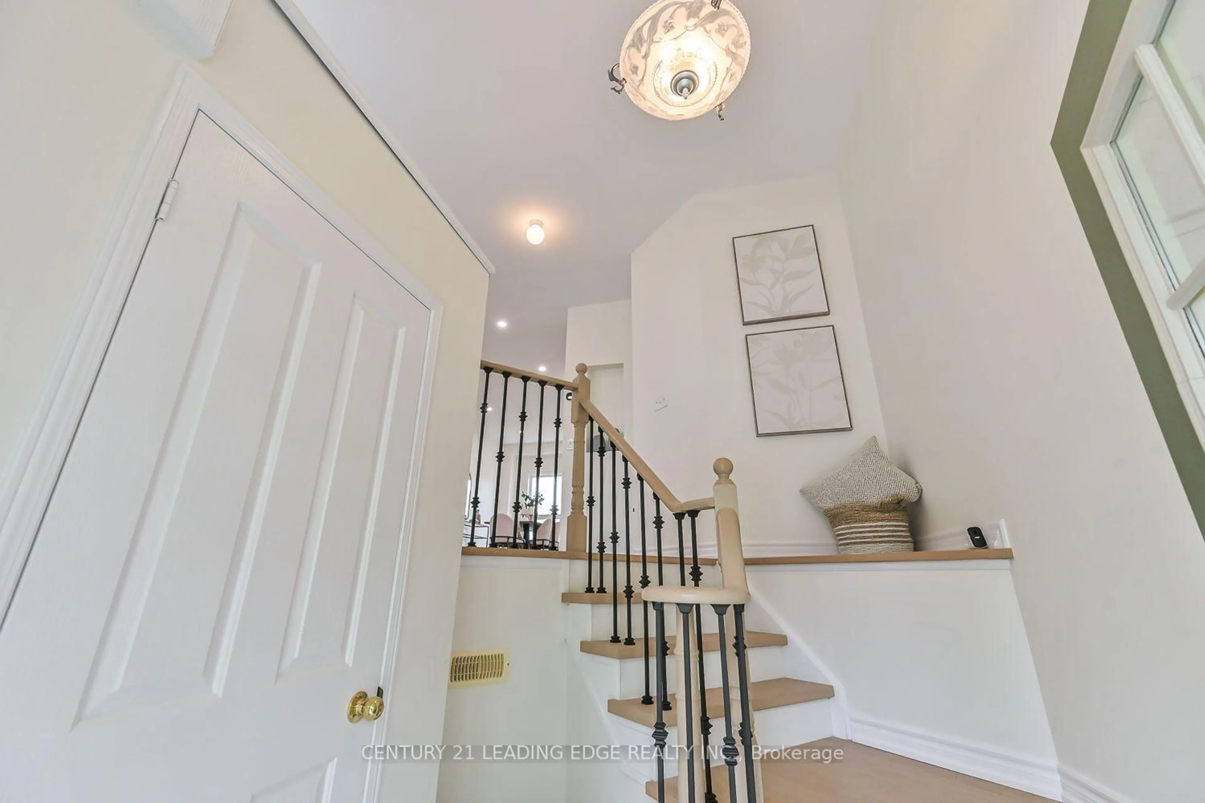 Unknown for 23 Crawford St, Markham Ontario L6C 2L4