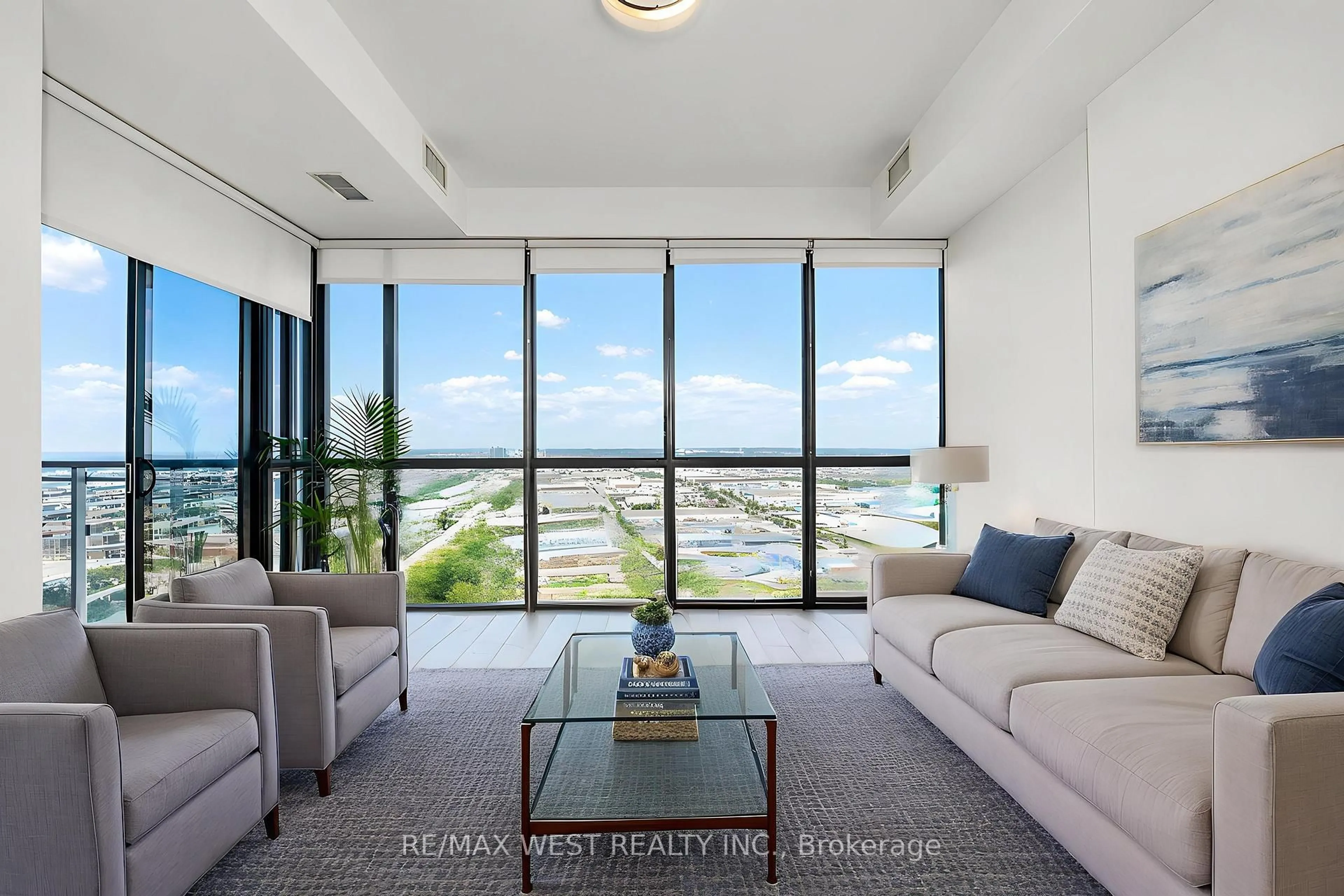 Living room with furniture, unknown for 2916 Highway 7 Rd #3007, Vaughan Ontario L4K 0K6