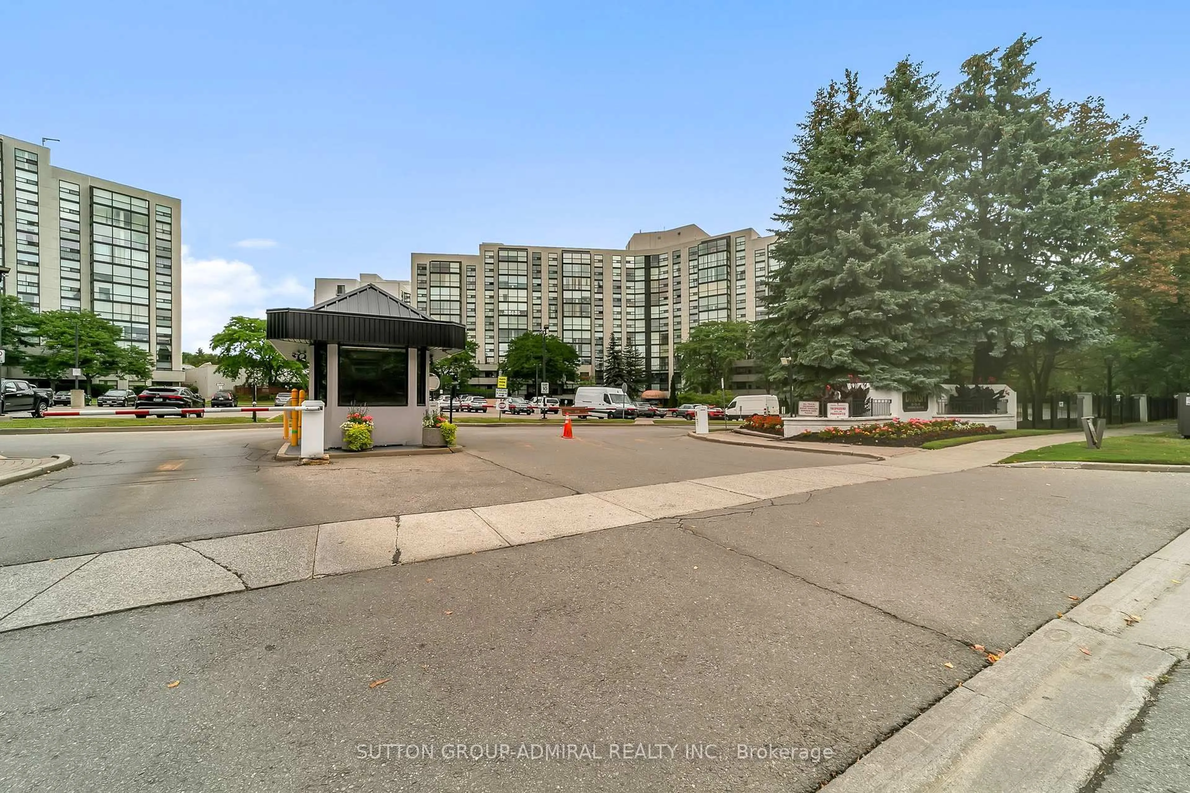 Unknown for 30 Harding Blvd #314, Richmond Hill Ontario L4C 9M3