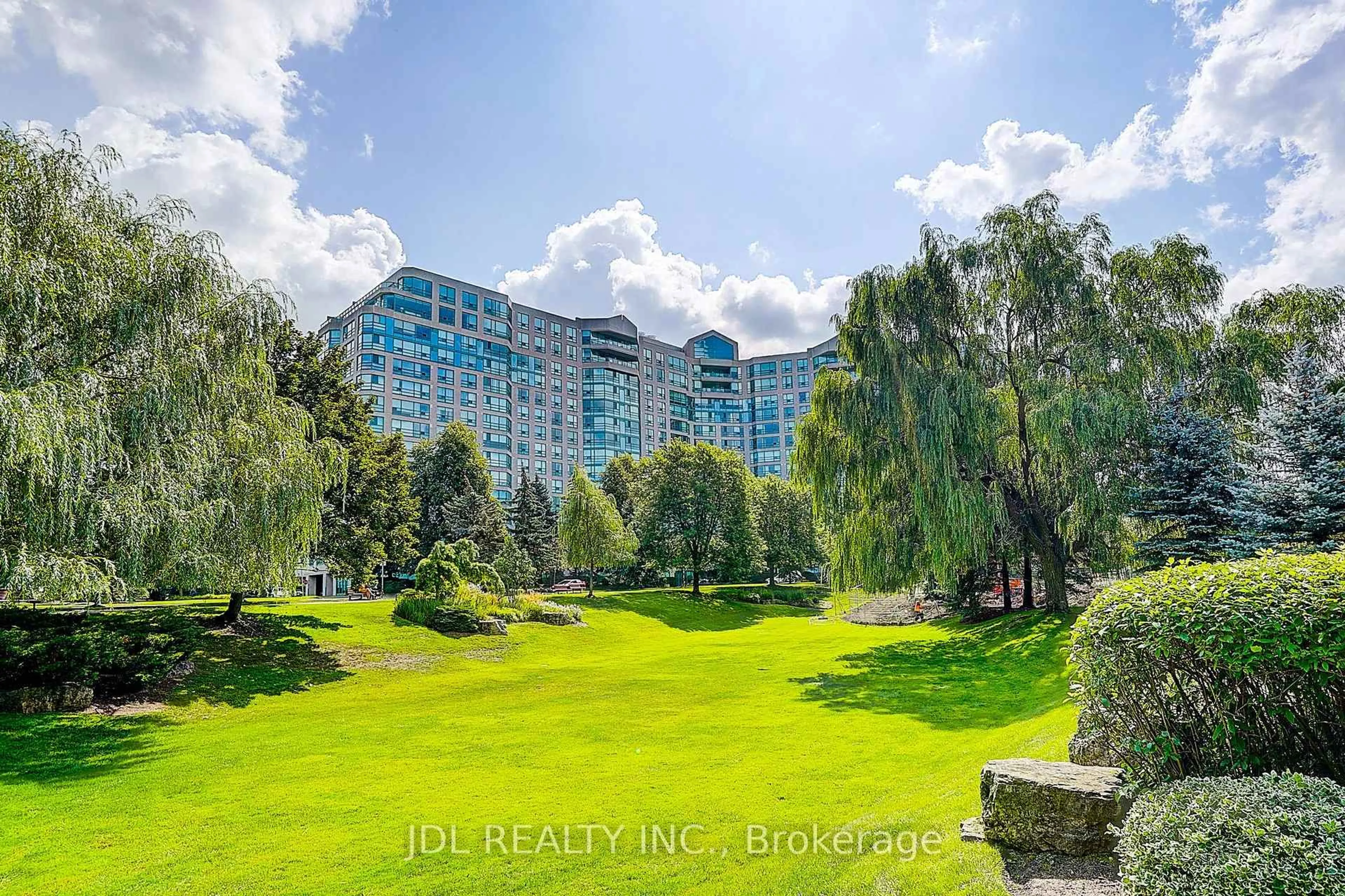 Unknown for 7825 Bayview Ave #219, Markham Ontario L3T 7N2
