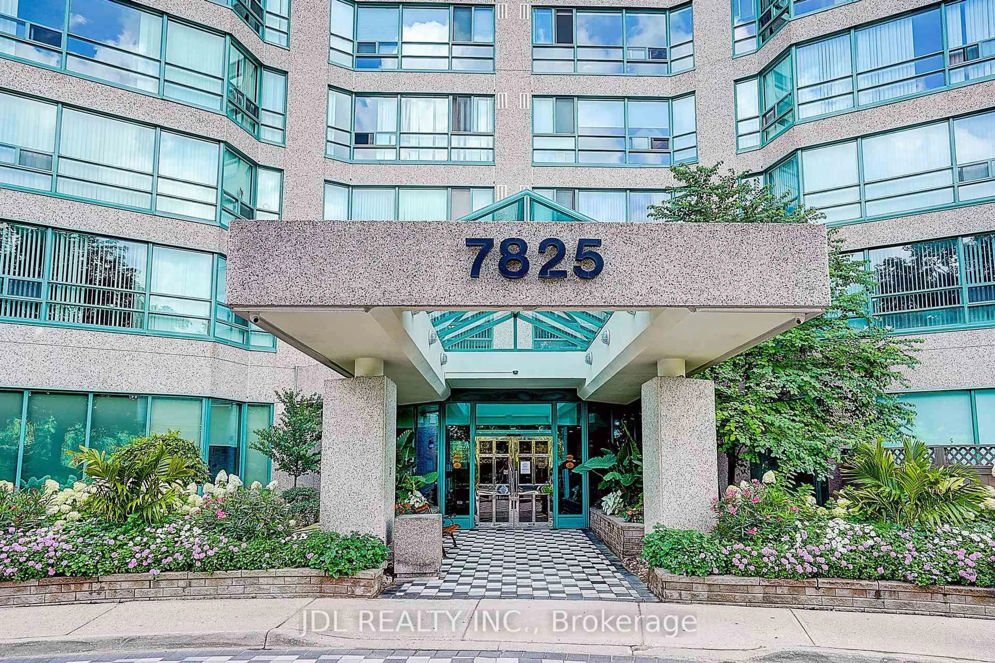 Indoor foyer for 7825 Bayview Ave #219, Markham Ontario L3T 7N2