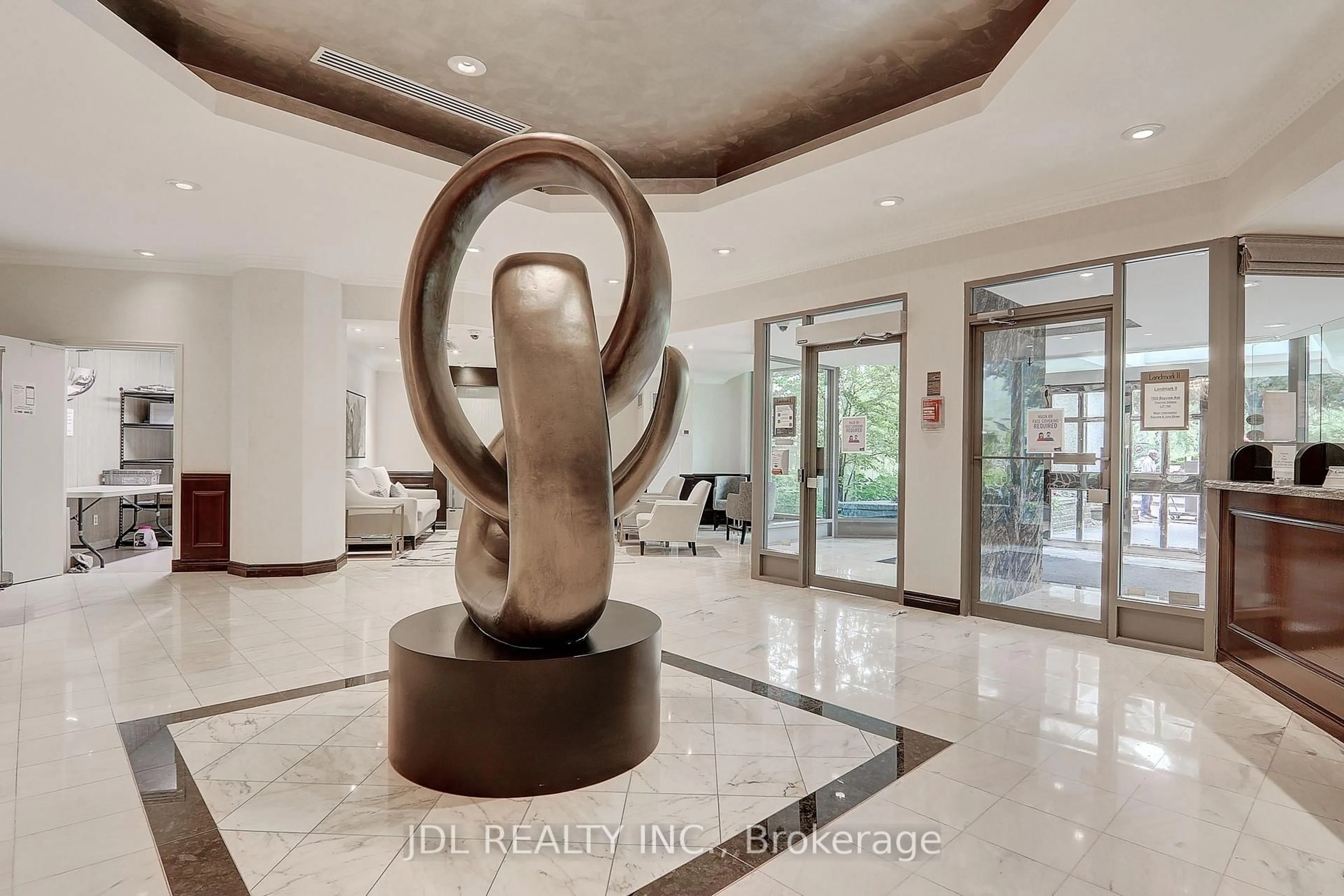 Indoor foyer for 7825 Bayview Ave #219, Markham Ontario L3T 7N2