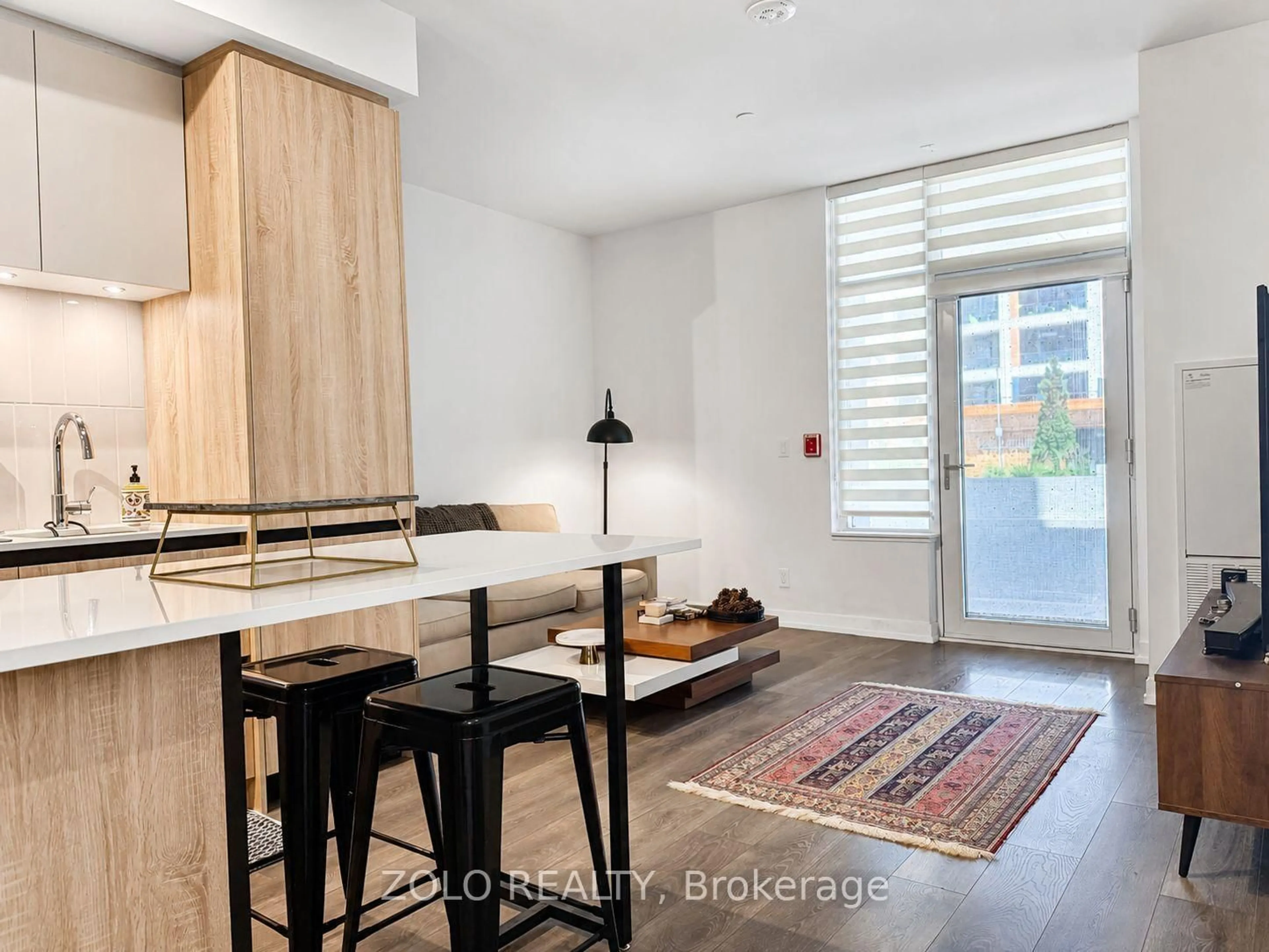 Unknown for 8 Beverley Glen Blvd #121, Vaughan Ontario L4J 0L5