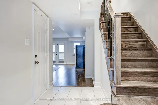 22 Lowther Ave, Richmond Hill 2