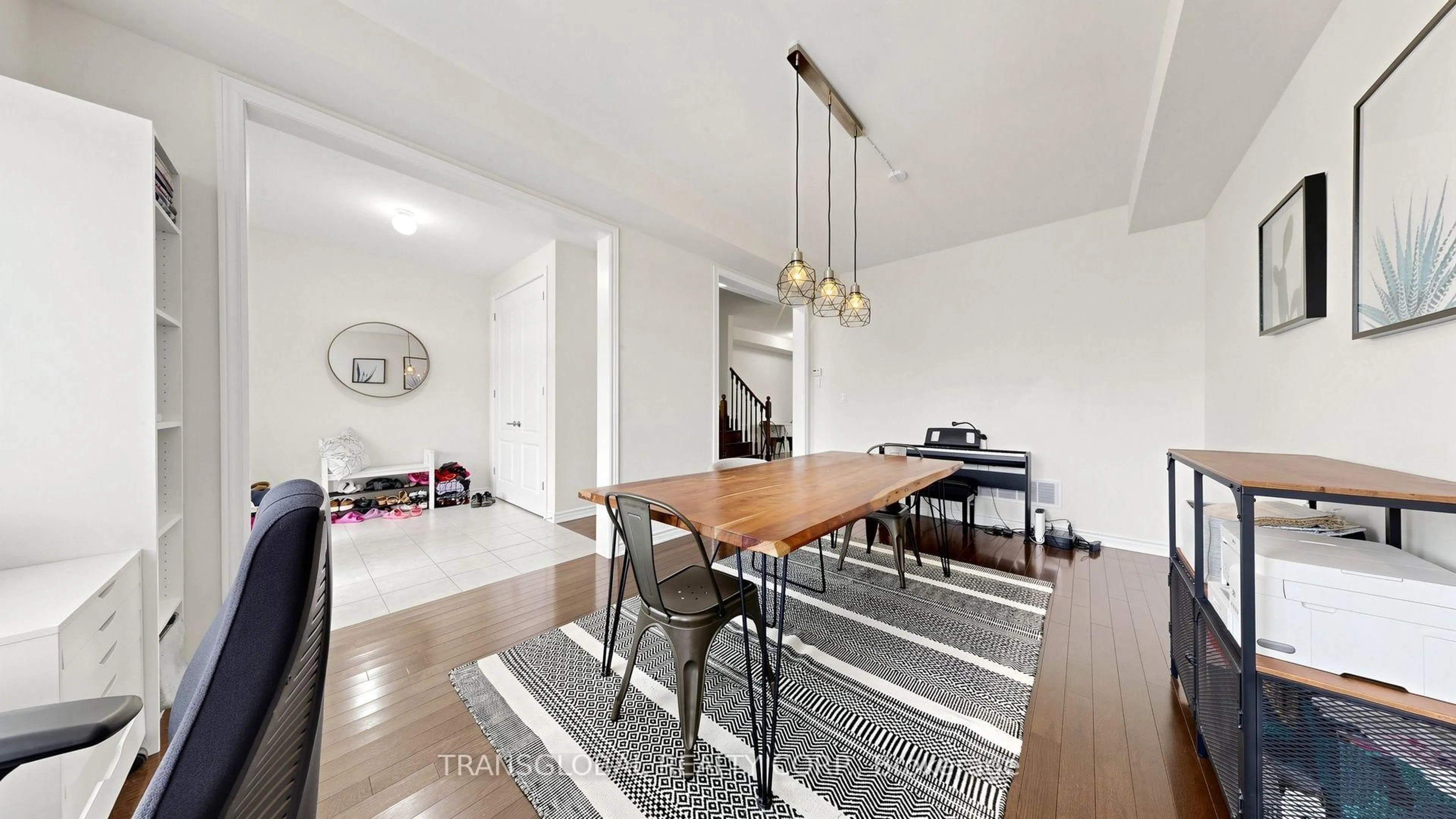 Dining room, unknown for 181 Beechborough Cres, East Gwillimbury Ontario L9N 0L6
