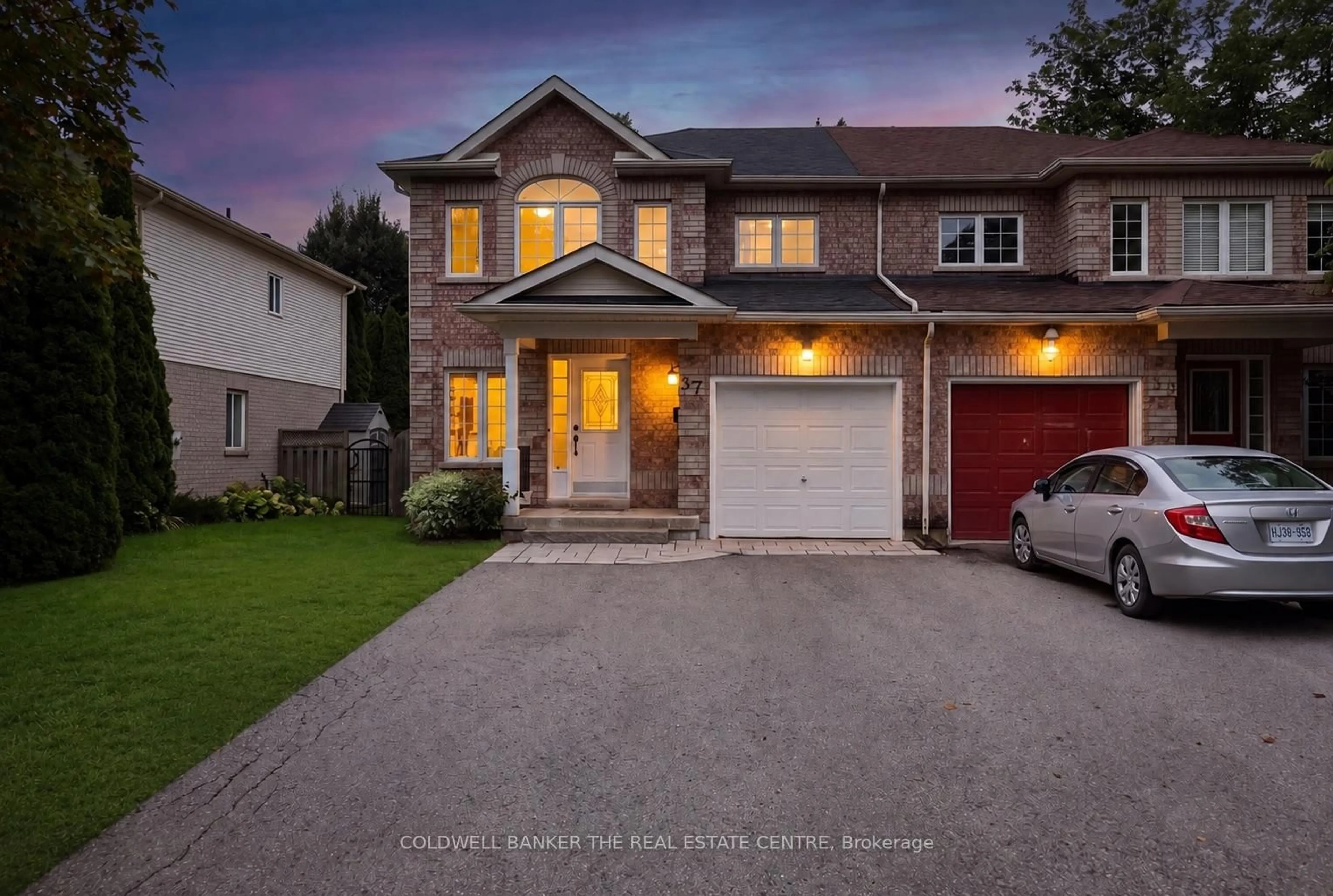 Home with brick exterior material, street for 37 Rainbow Crt, Georgina Ontario L4P 3Z6