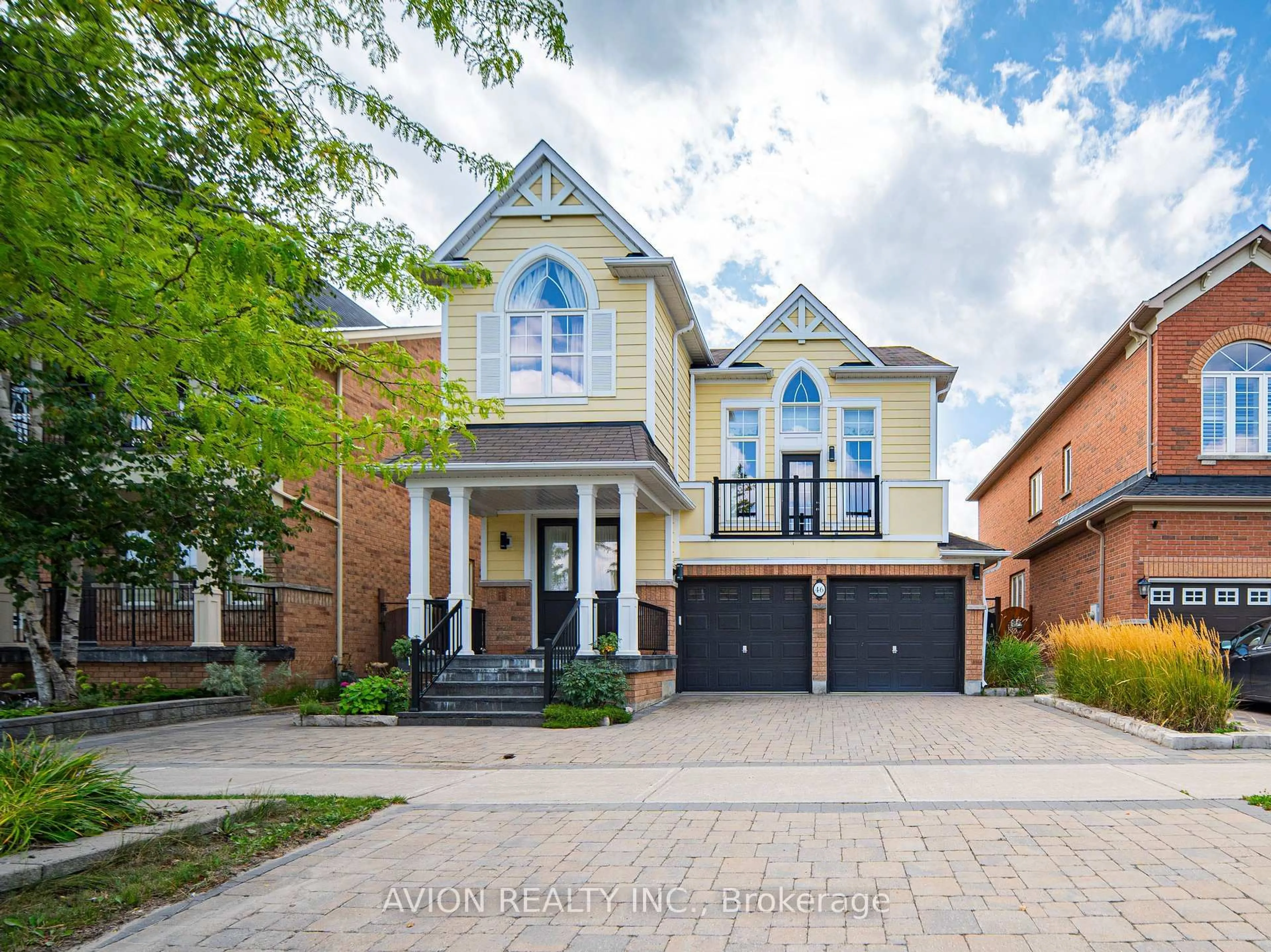Home with brick exterior material, street for 46 Rogers Tr, Bradford West Gwillimbury Ontario L3Z 0G5