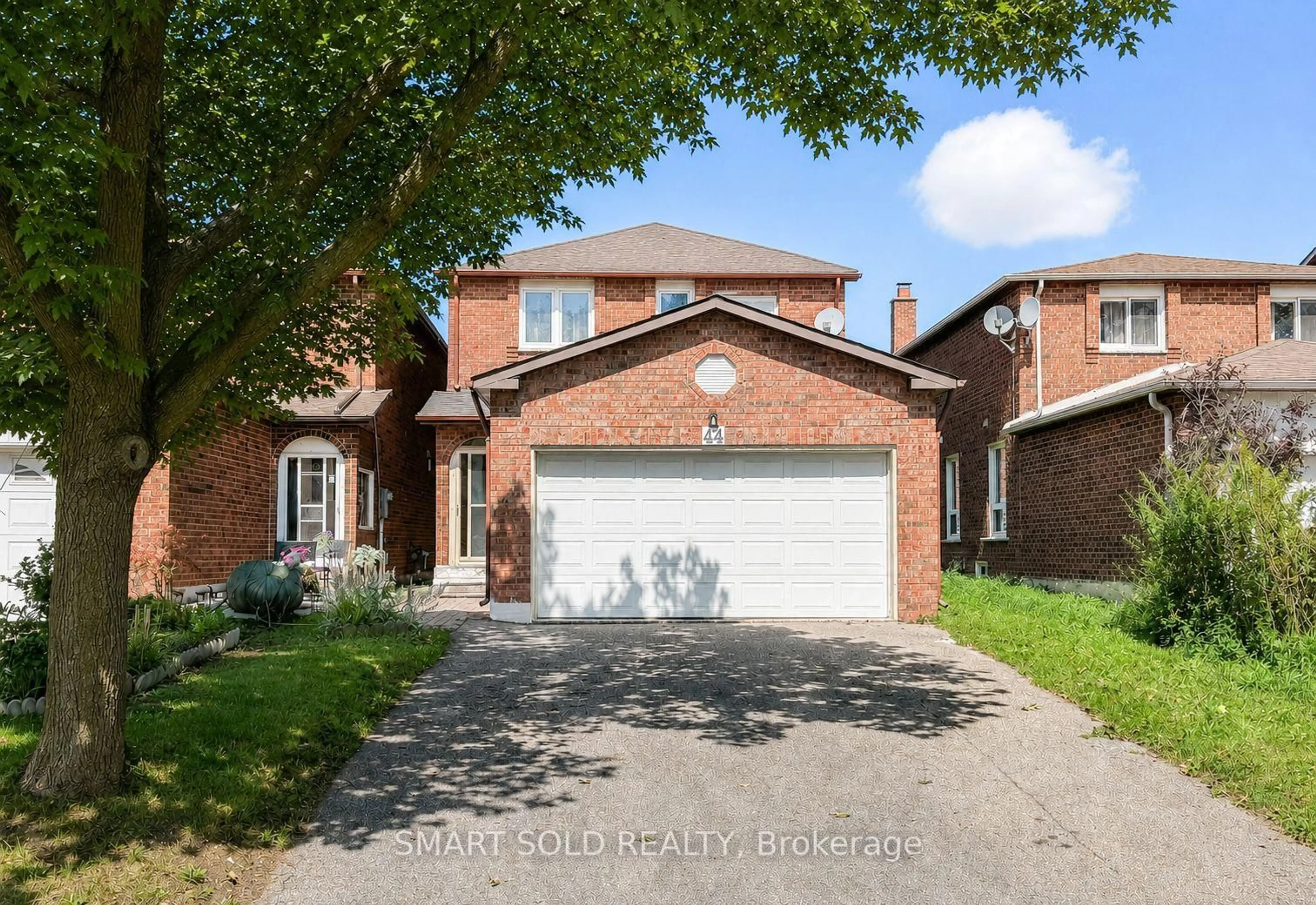 Home with brick exterior material, street for 44 Kenley Cres, Markham Ontario L3R 6X2