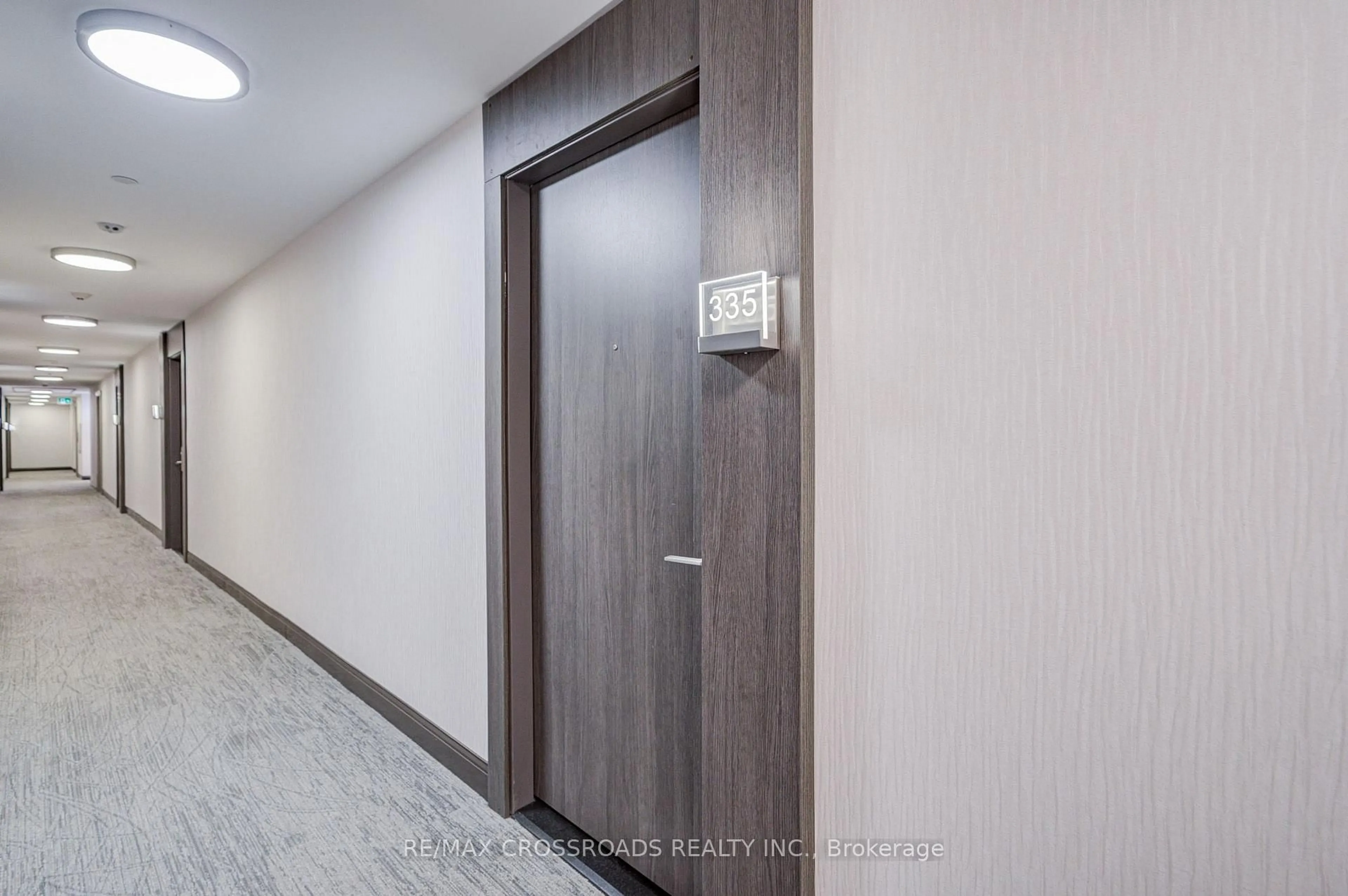 Indoor foyer for 15 Water Walk Dr #335, Markham Ontario L6G 0G2
