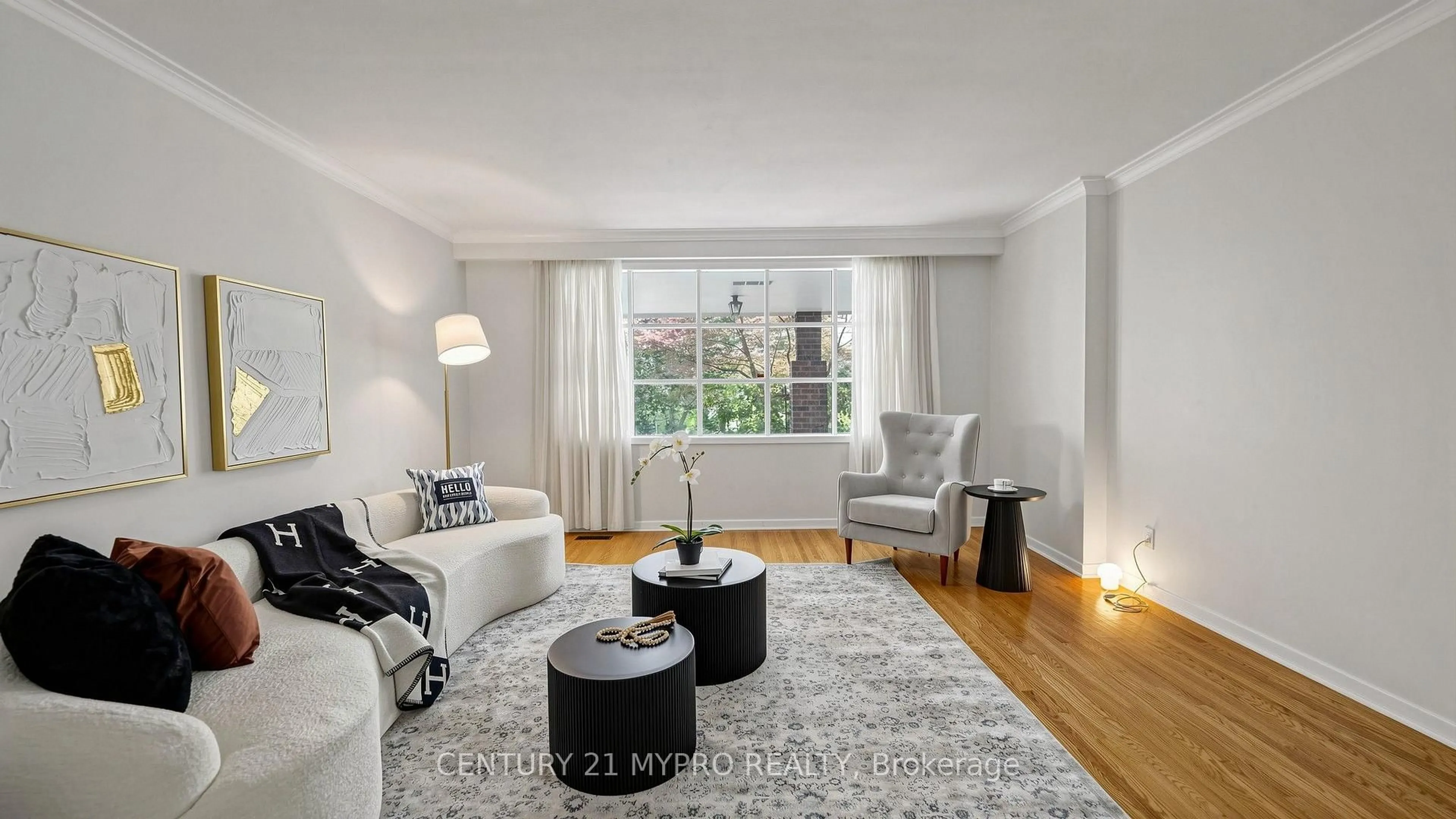 Living room with furniture, unknown for 23 Forest Park Cres, Markham Ontario L3T 2M5