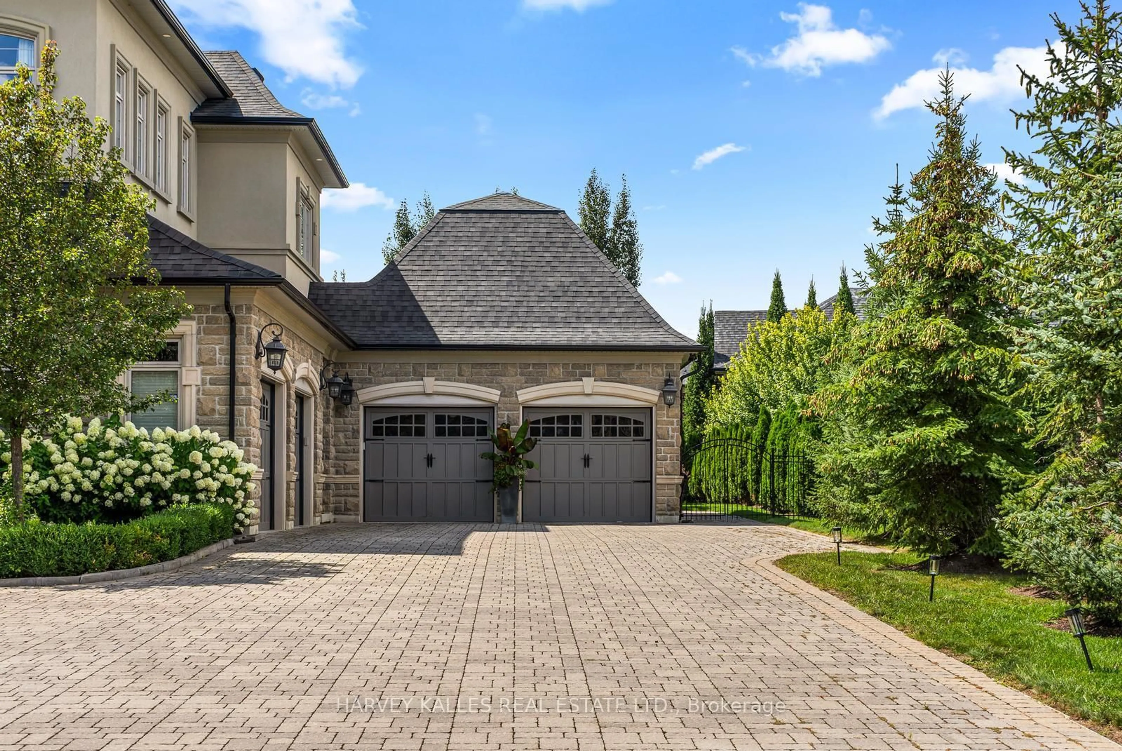 Unknown for 30 Spicewood Cres, Vaughan Ontario L4H 4E4