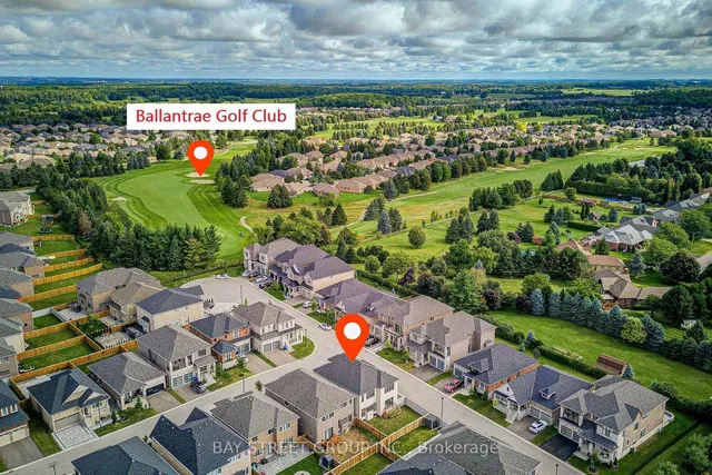 27 Hearthwood Gate, Whitchurch-Stouffville 2