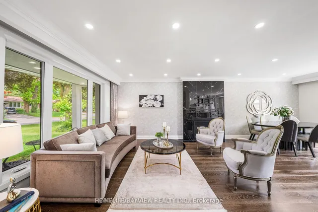 220 Grandview Ave, Markham 5