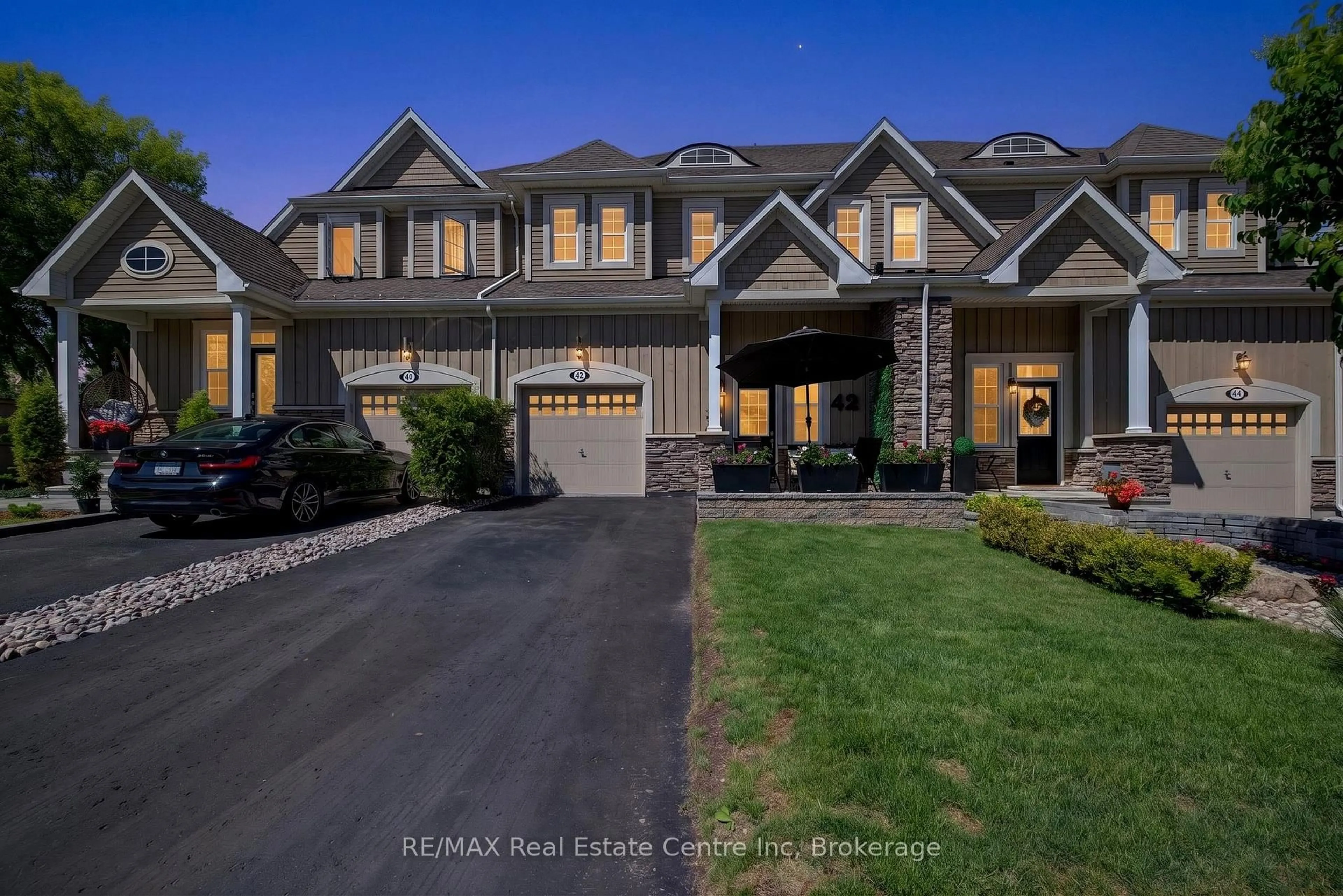 Home with brick exterior material, street for 42 Courting House Pl, Georgina Ontario L0E 1L0