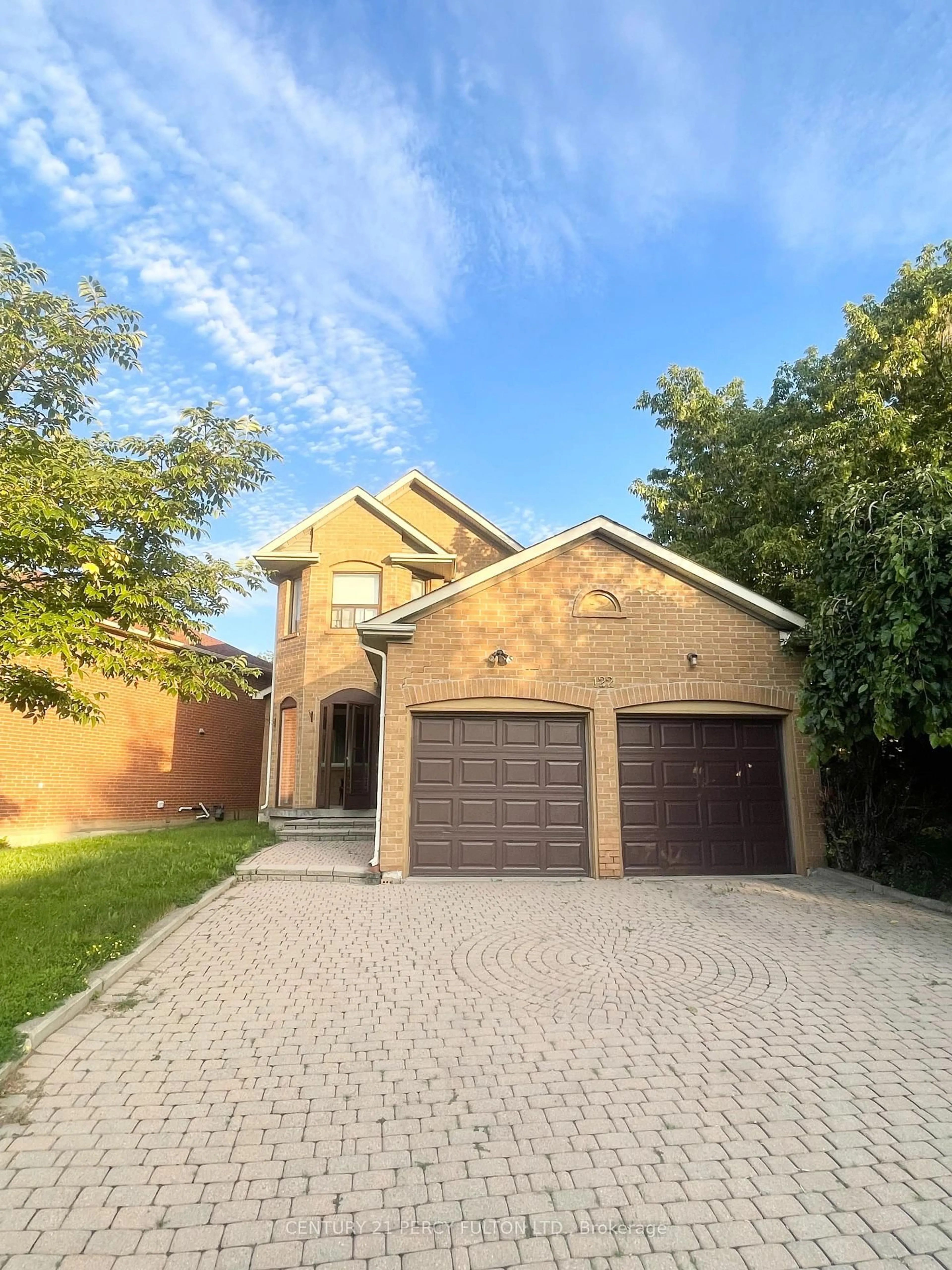 Home with brick exterior material, street for 122 Mc Cabe Cres, Vaughan Ontario L4J 2Y7