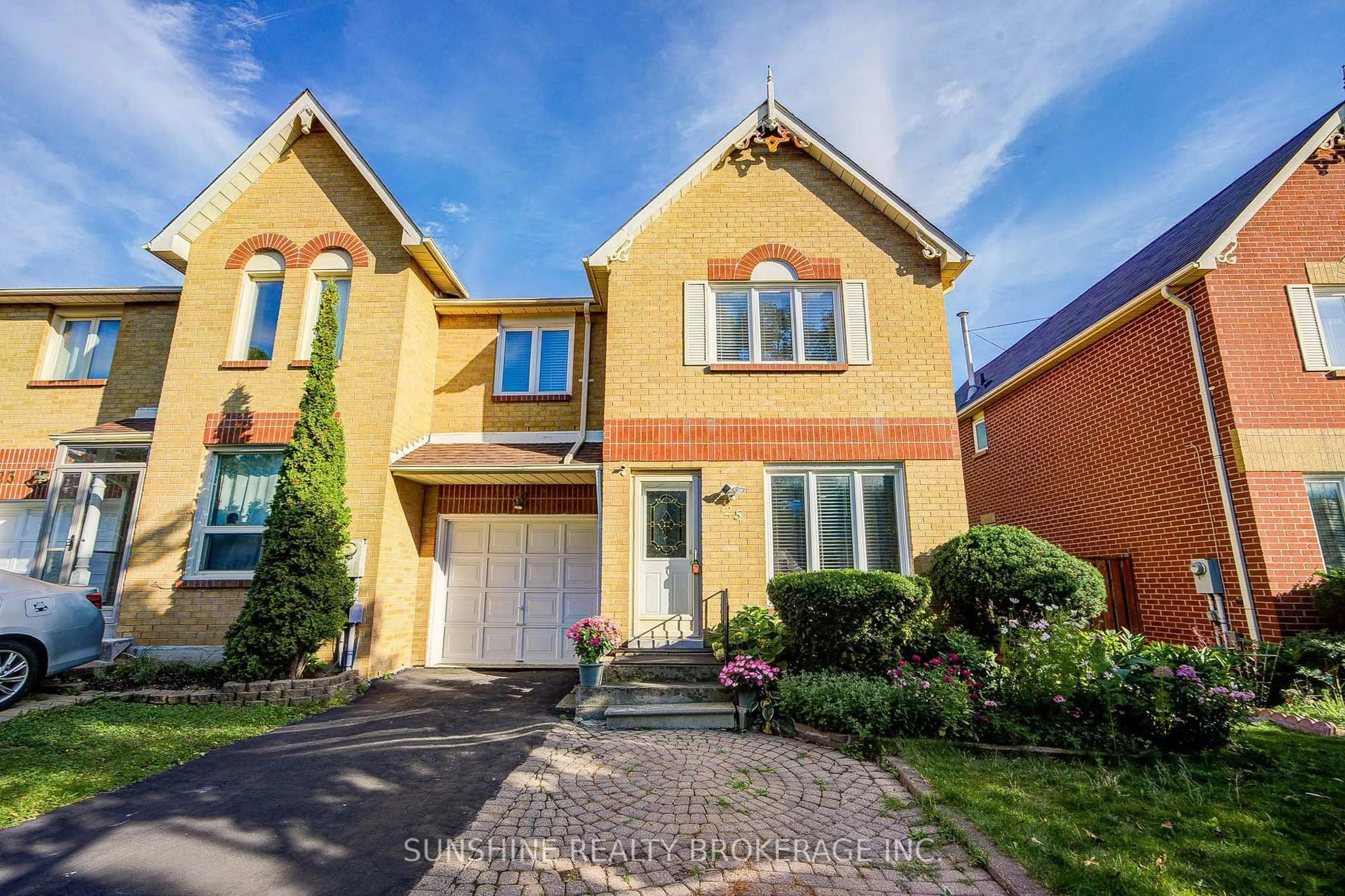 Home with brick exterior material, street for 25 Rachel Cres, Markham Ontario L6C 1R5