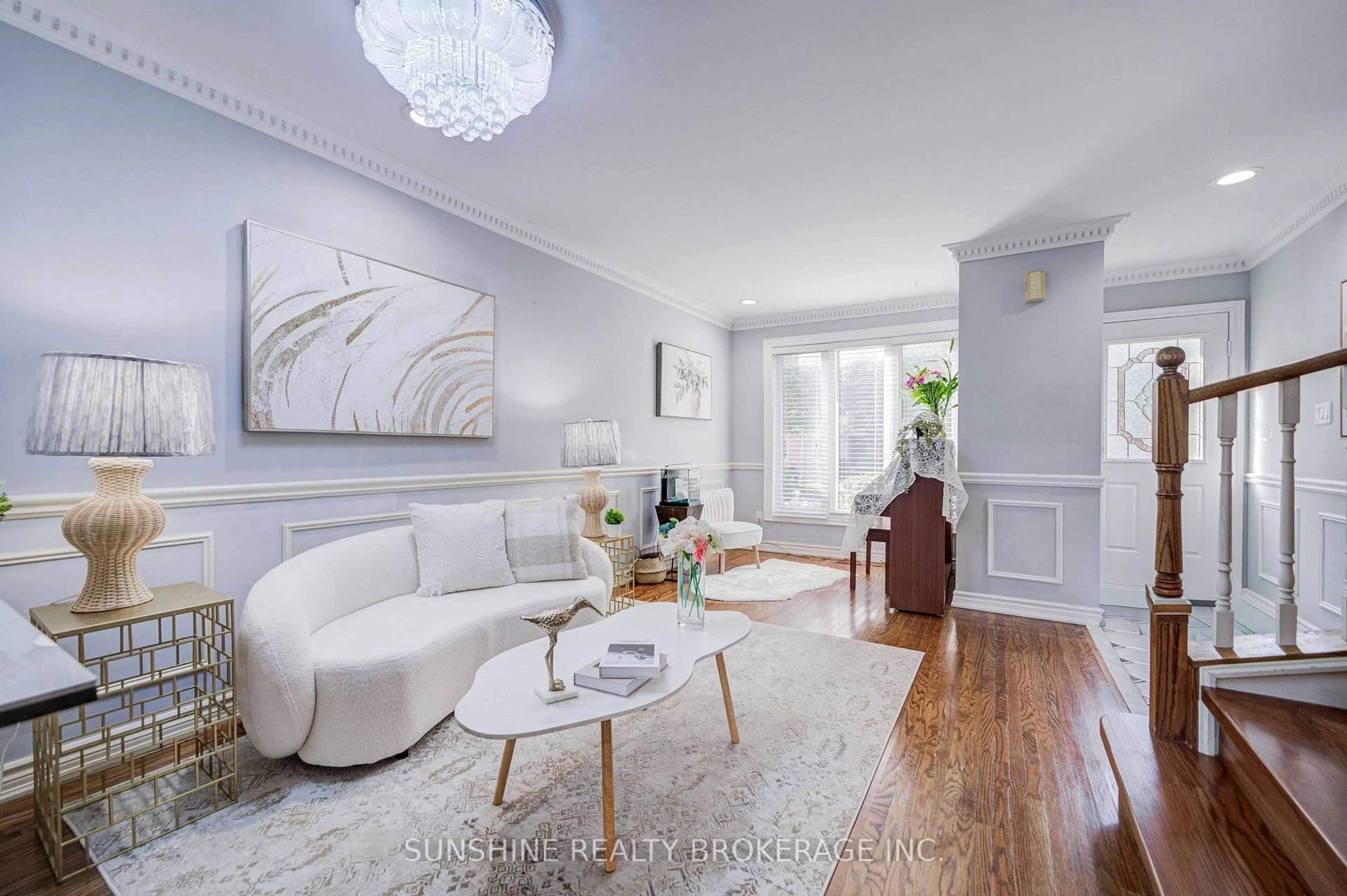 Living room with furniture, unknown for 25 Rachel Cres, Markham Ontario L6C 1R5