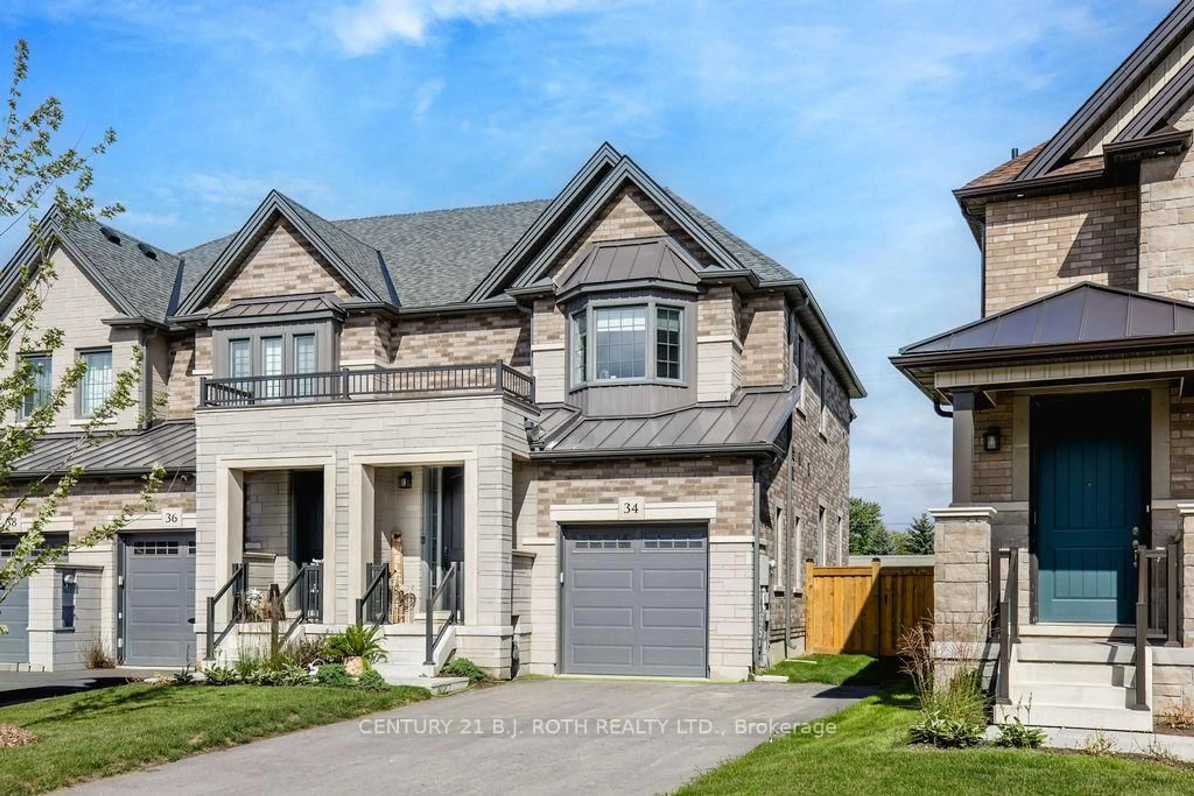 Home with brick exterior material, street for 34 Kiernan Cres, New Tecumseth Ontario L9R 0V3