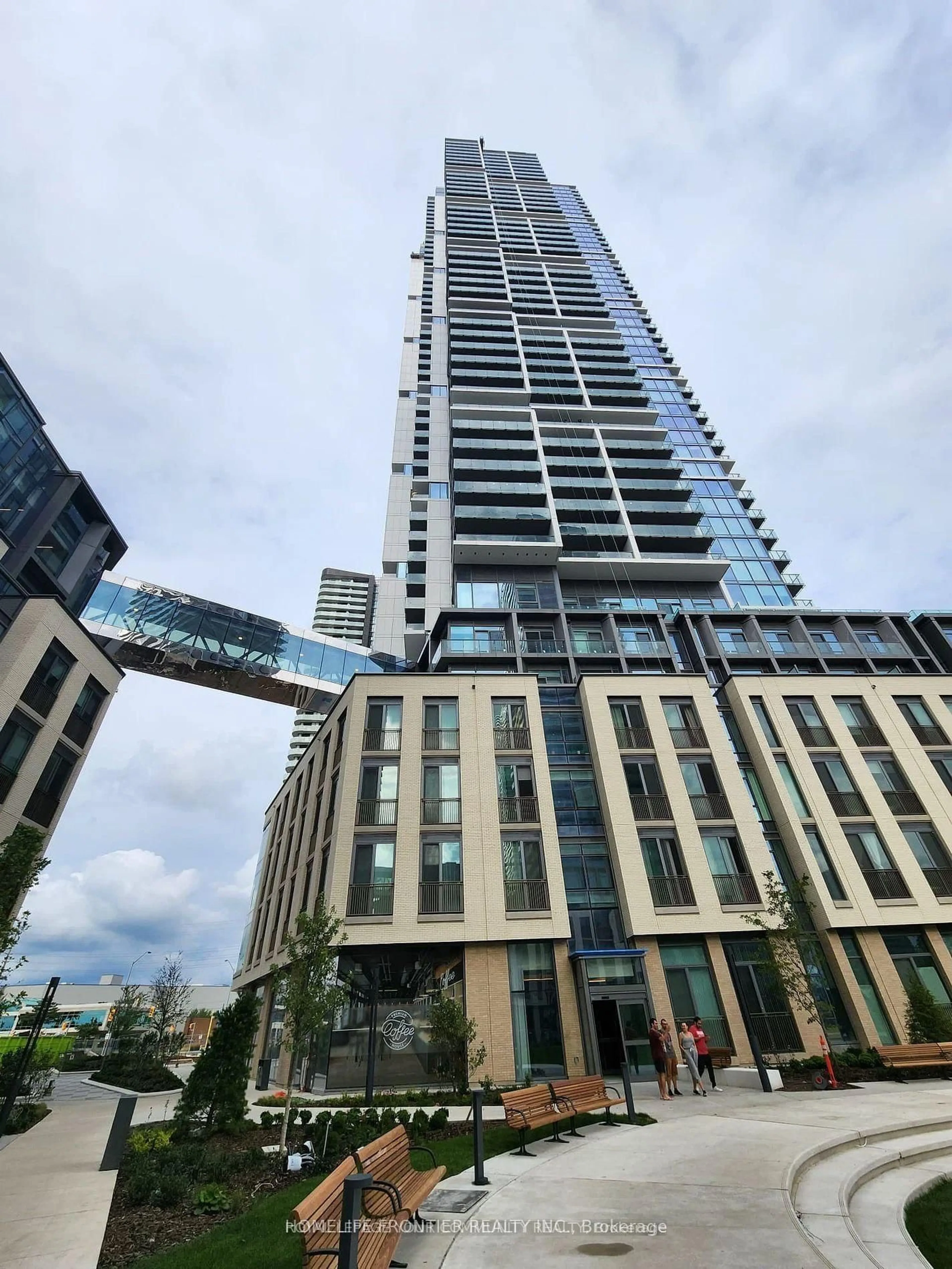 A pic from outside/outdoor area/front of a property/back of a property/a pic from drone, city buildings view from balcony for 7890 Jane St #4308, Vaughan Ontario L4K 0K9