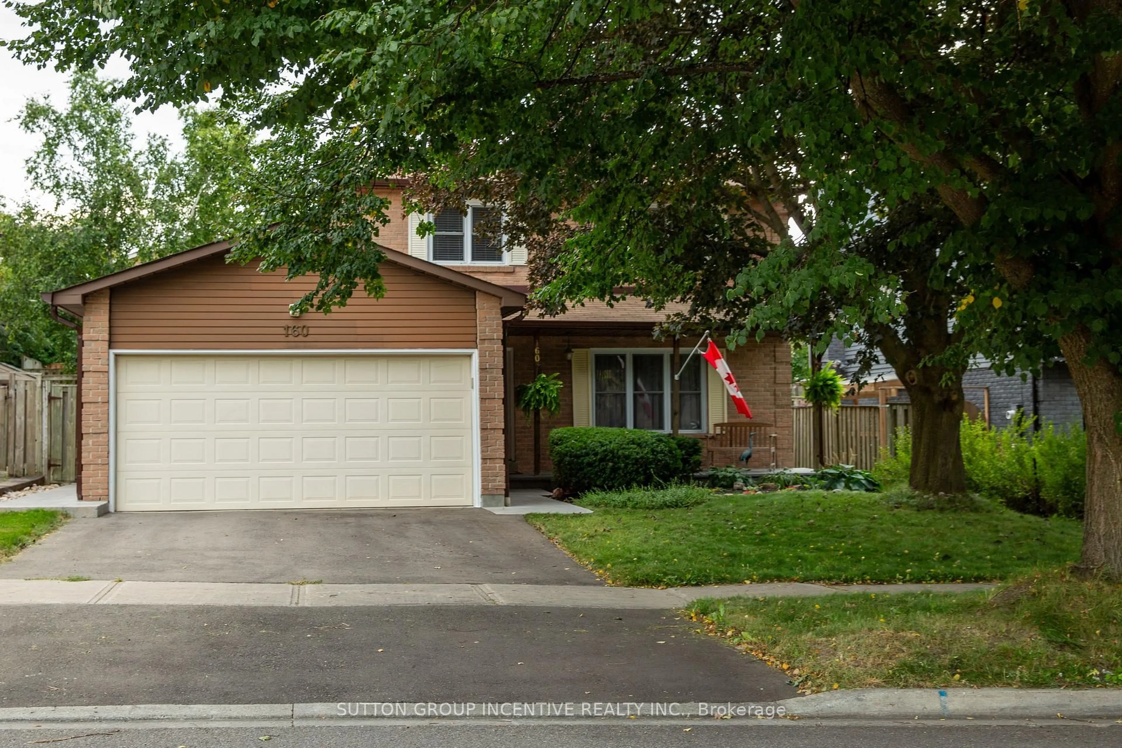 Unknown for 160 Walton Dr, Aurora Ontario L4G 3R8