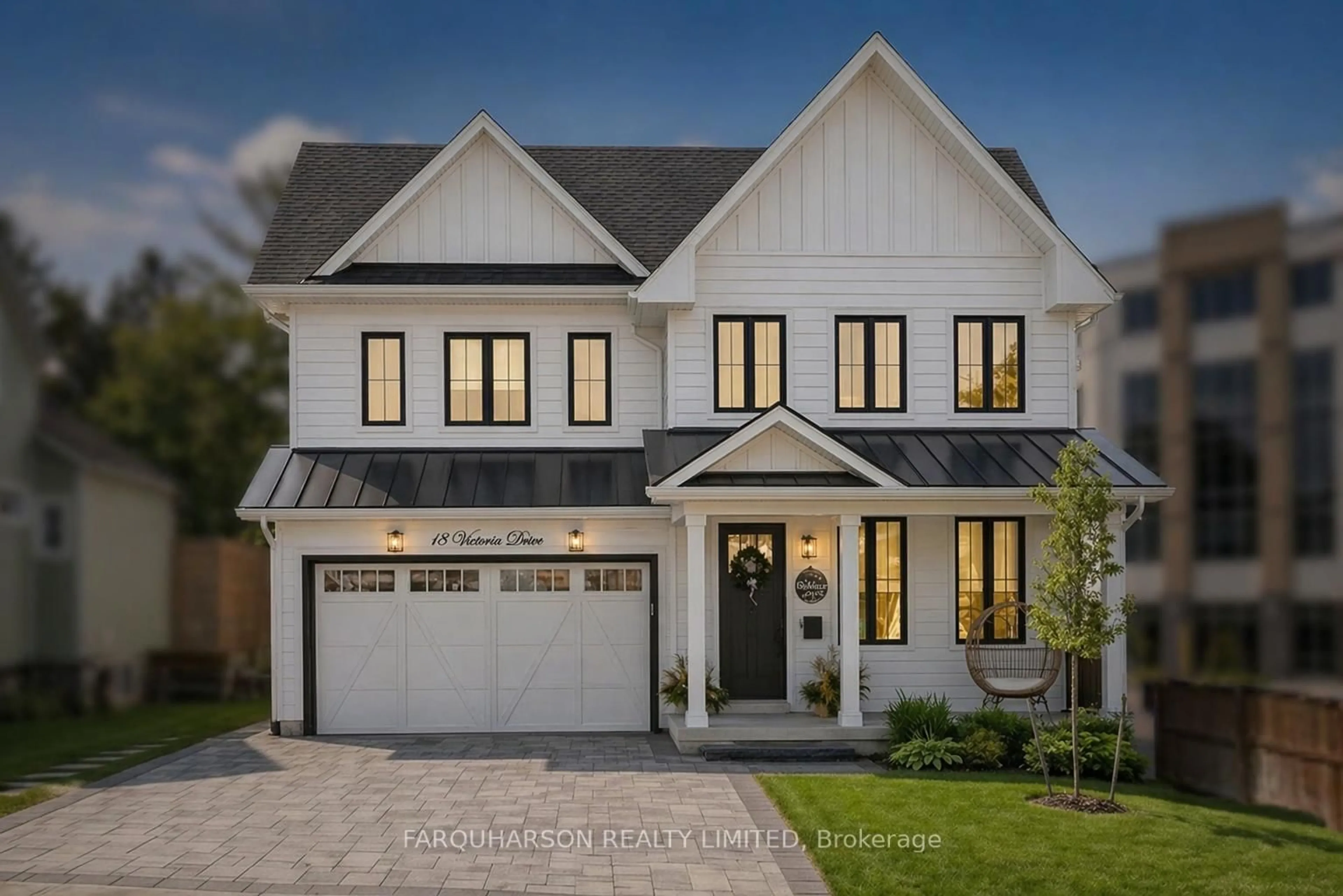 Home with vinyl exterior material, street for 18 Victoria Dr, Uxbridge Ontario L9P 1G8