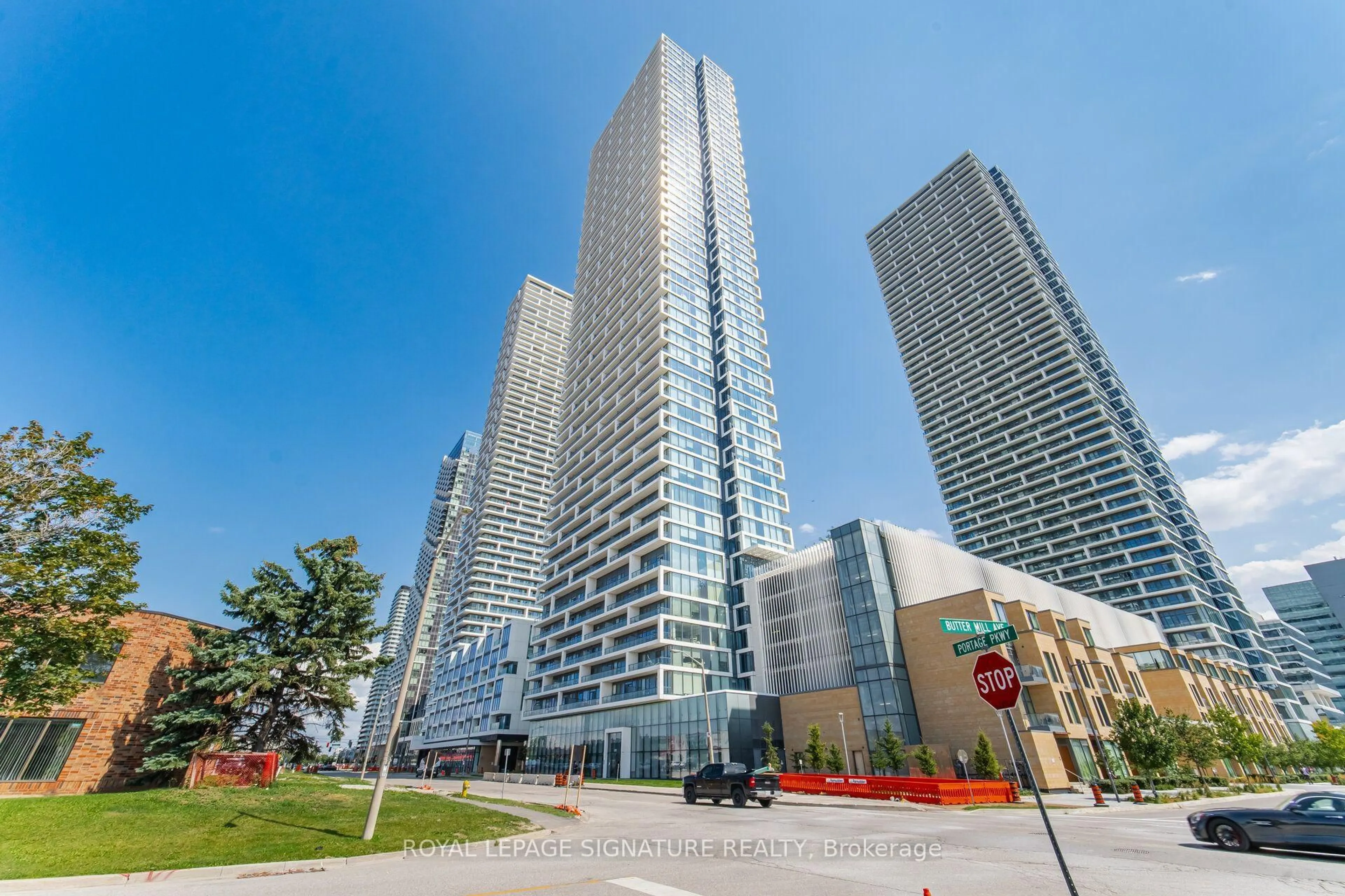 Unknown for 898 Portage Pkwy #5301, Vaughan Ontario L4K 0J6