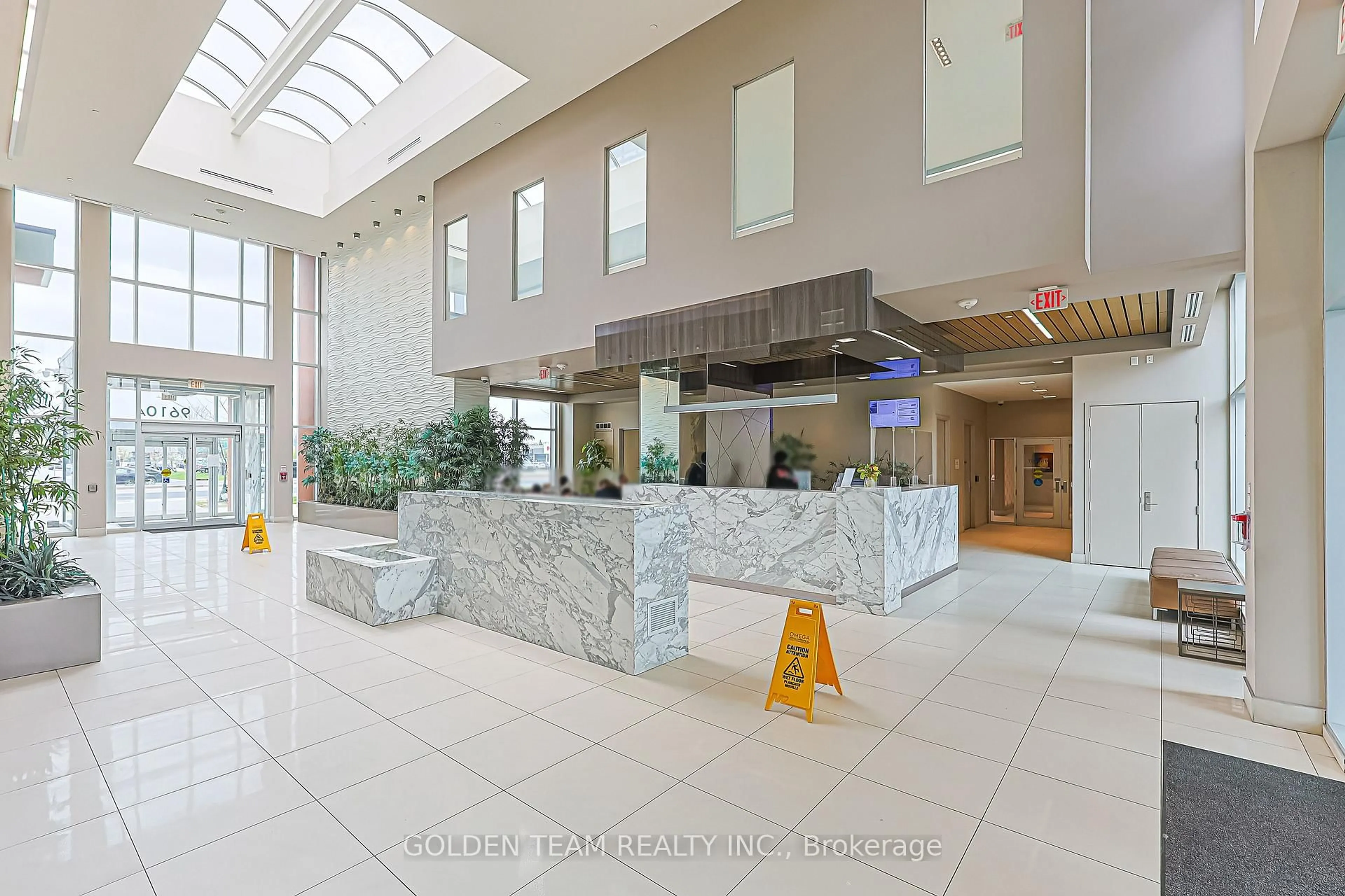 Lobby for 9600 Yonge St #218B, Richmond Hill Ontario L4C 0X3