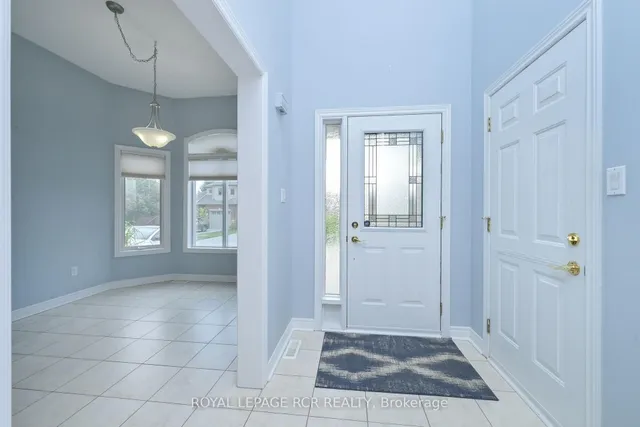 6 Artisan Lane, New Tecumseth 3