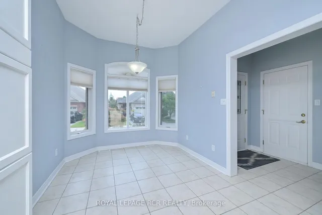 6 Artisan Lane, New Tecumseth 5