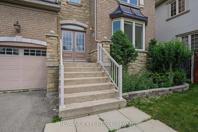 12 Sweet Valerie Crt, Vaughan 3