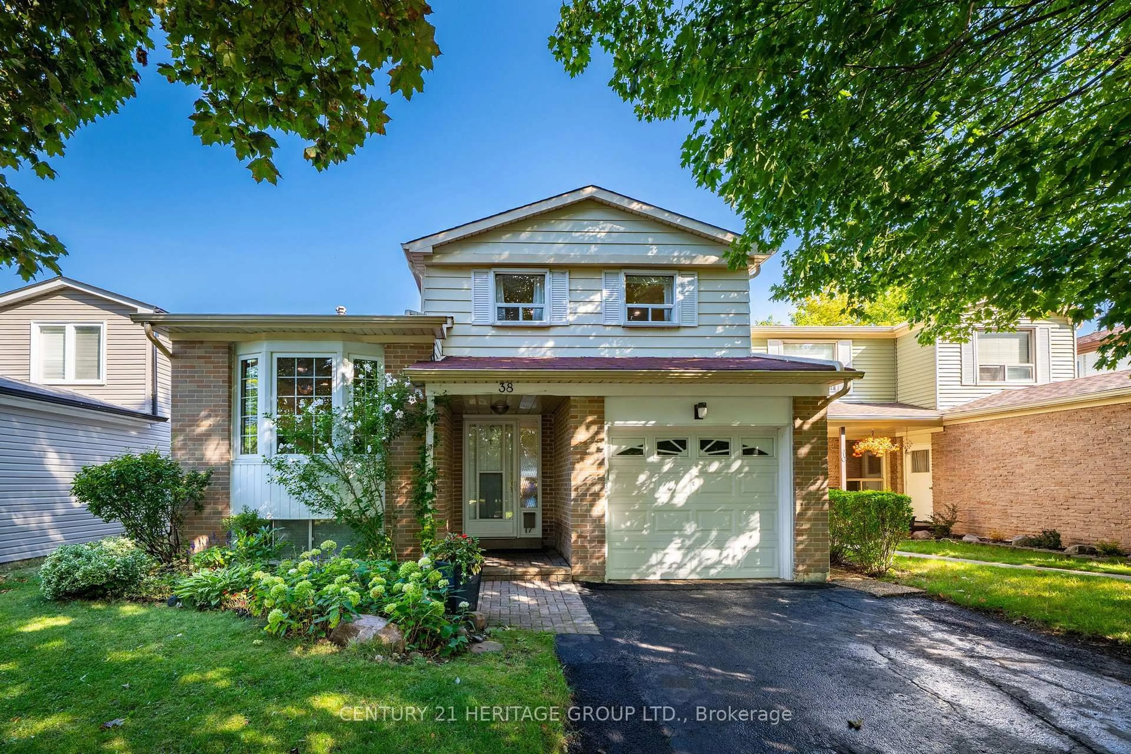 Unknown for 38 Kitsilano Cres, Richmond Hill Ontario L4C 5A5